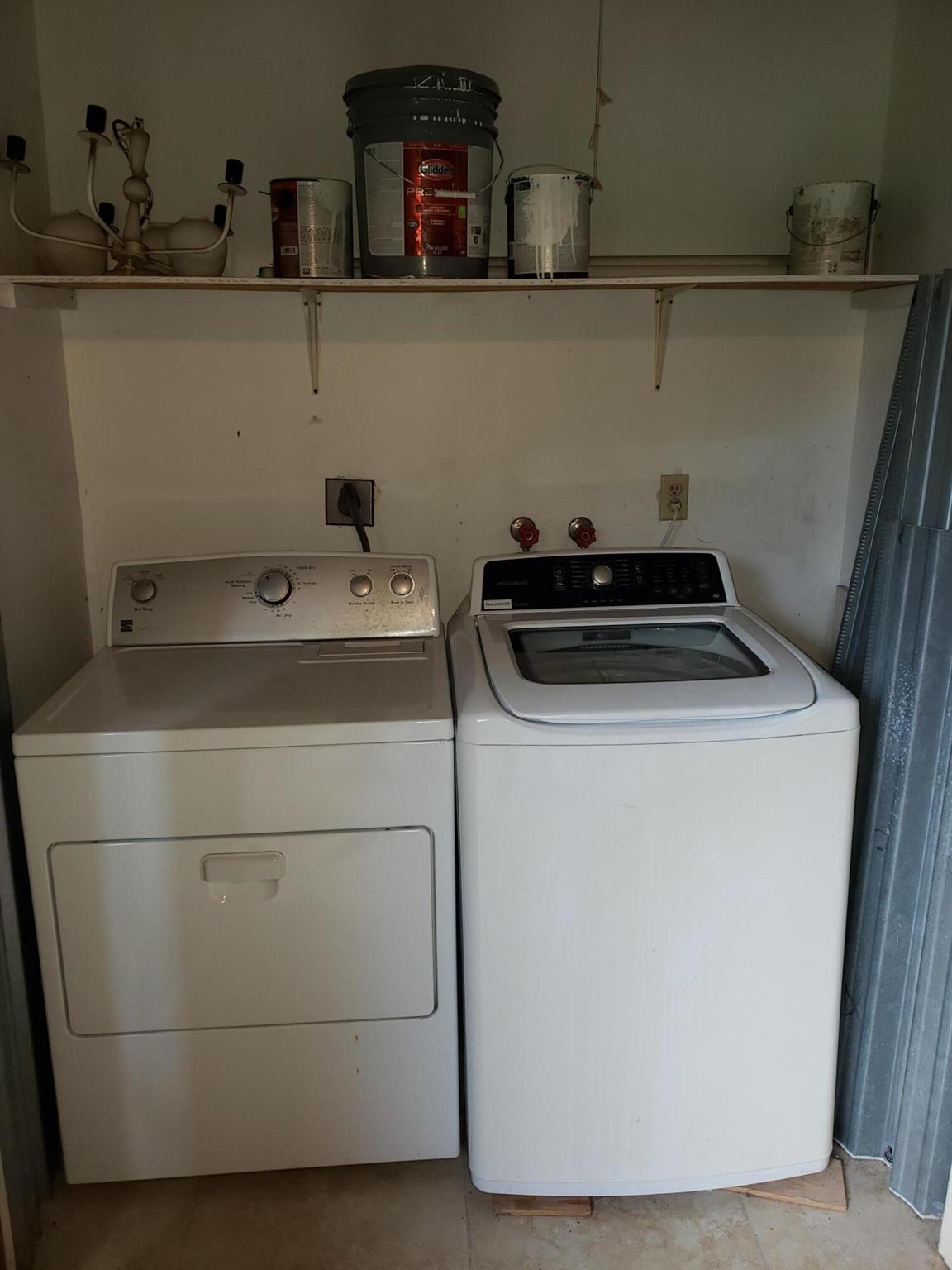 OAK COURT CONDO - Residential Lease