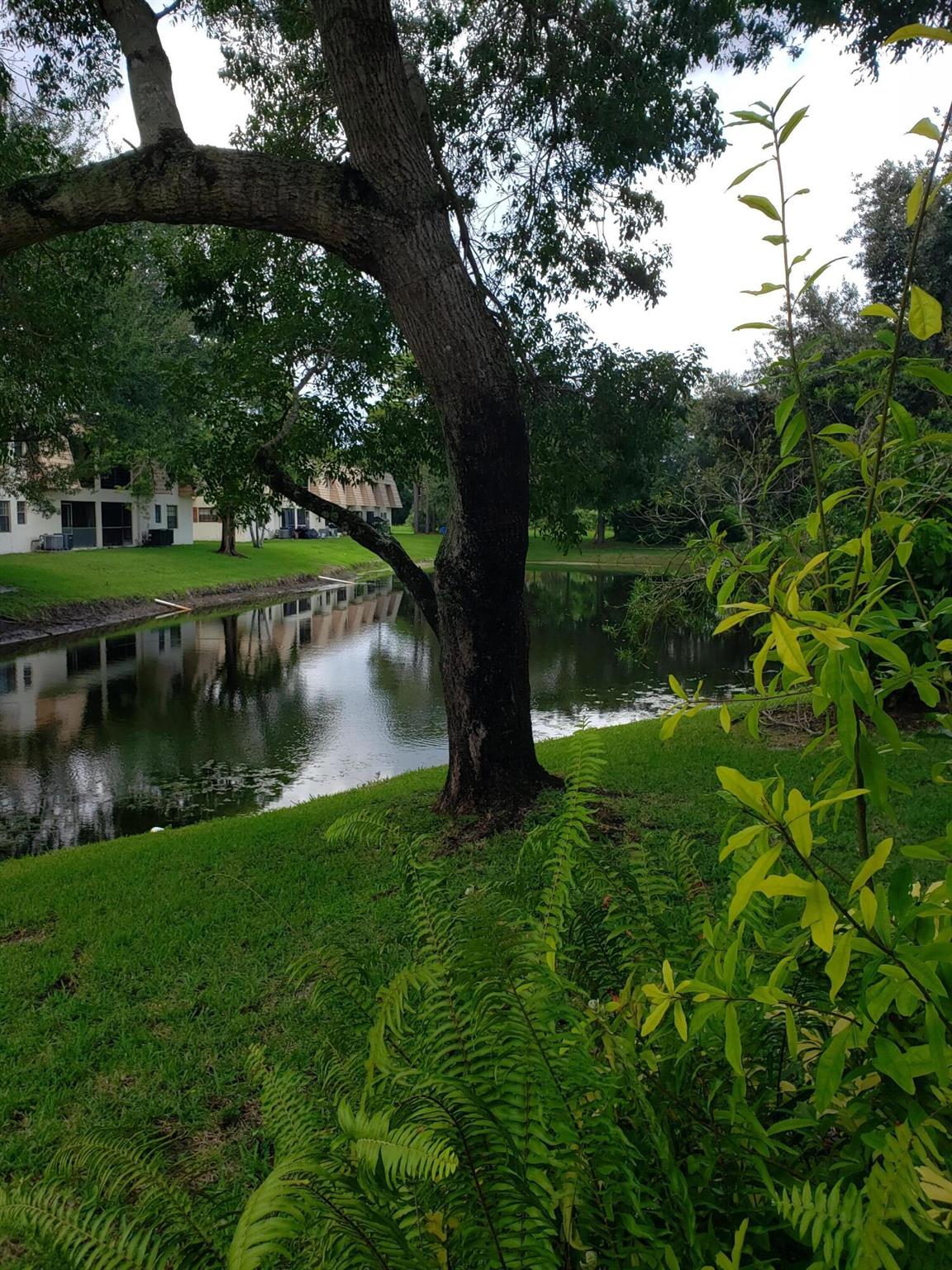 OAK COURT CONDO - Residential Lease