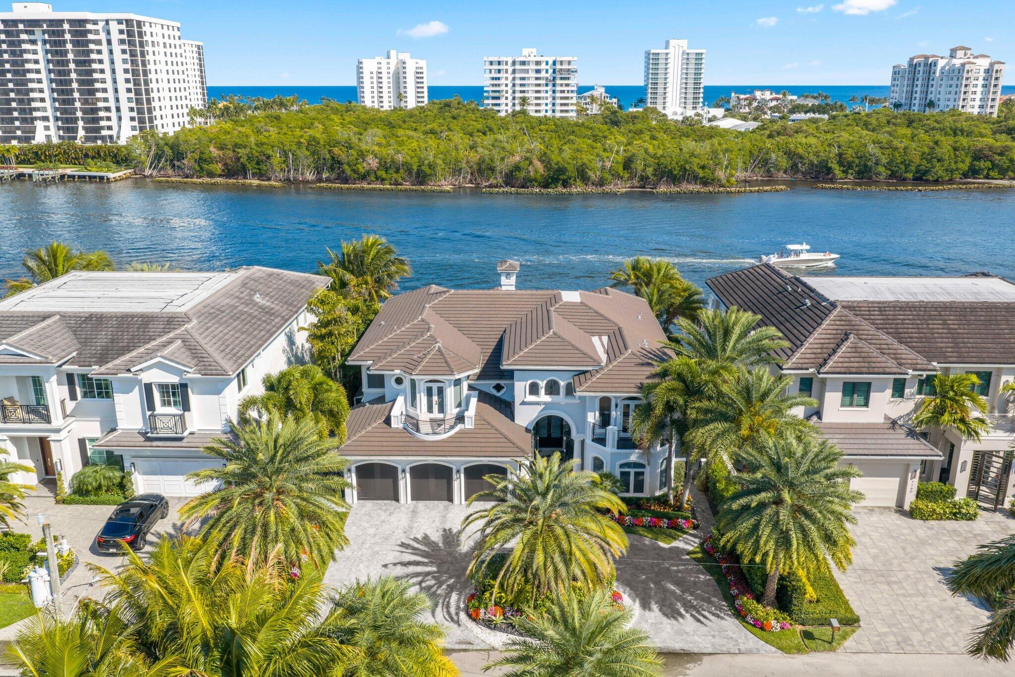 BOCA HARBOUR ISLAND - Residential