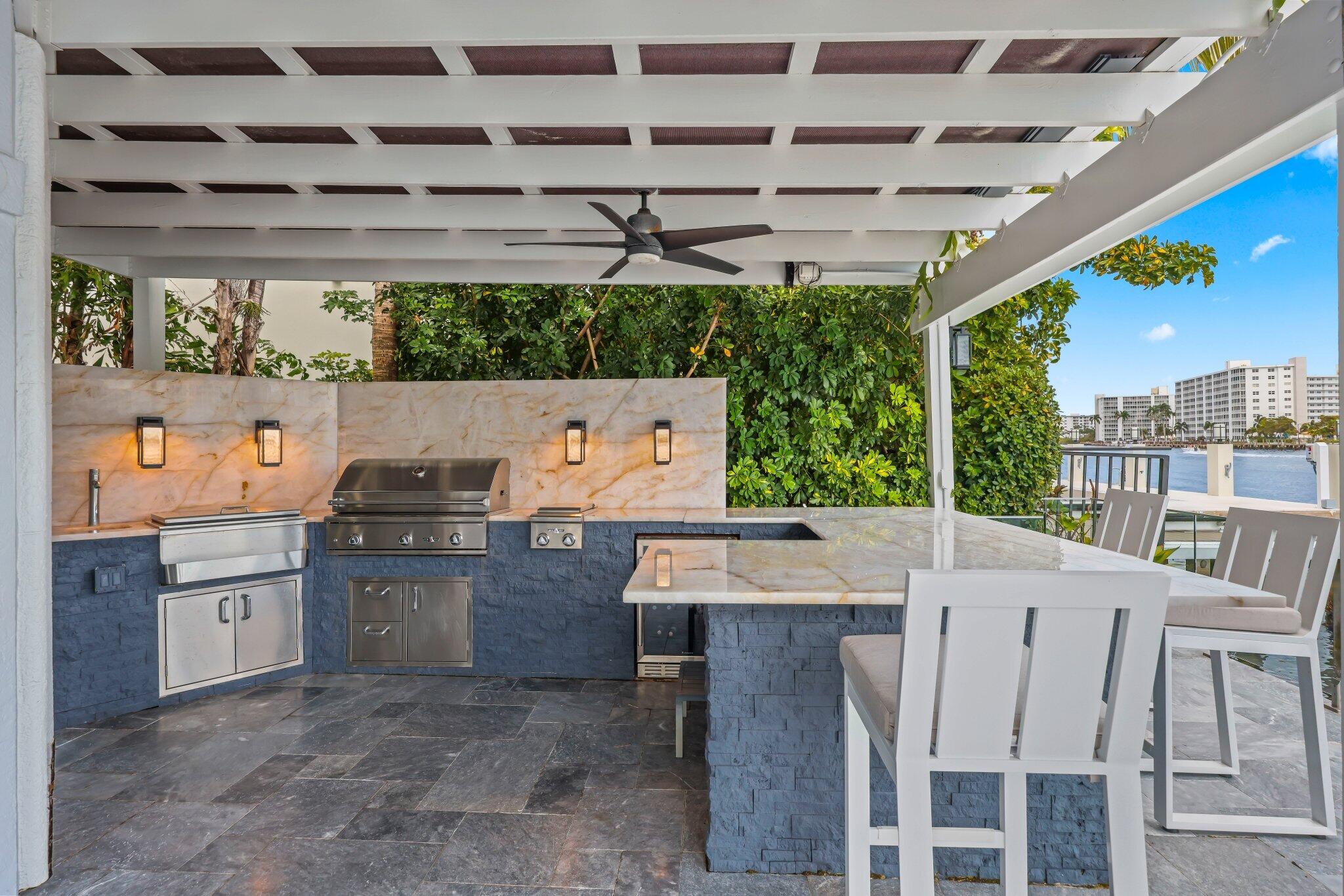 BOCA HARBOUR ISLAND - Residential