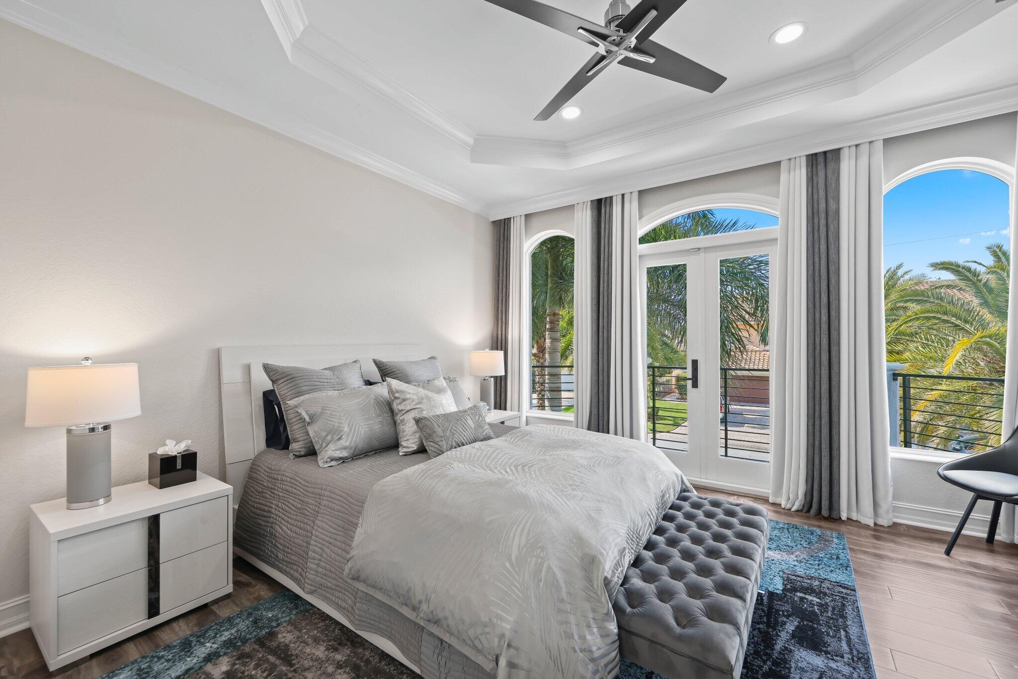 BOCA HARBOUR ISLAND - Residential