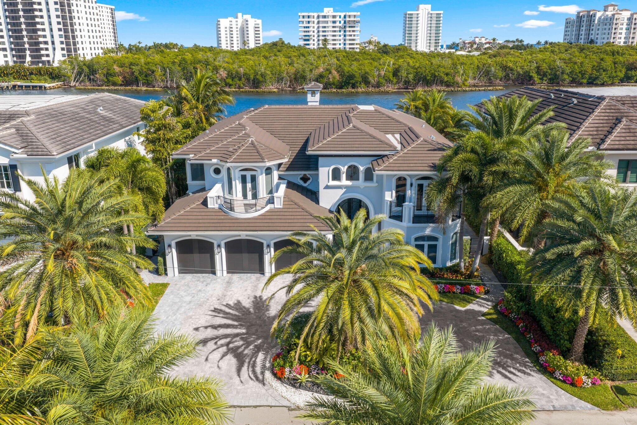 BOCA HARBOUR ISLAND - Residential