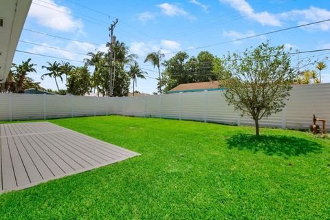 A home in Lake Worth Beach