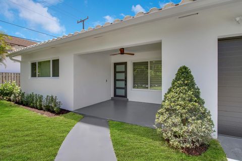 A home in Lake Worth Beach