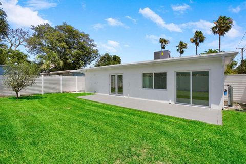 A home in Lake Worth Beach