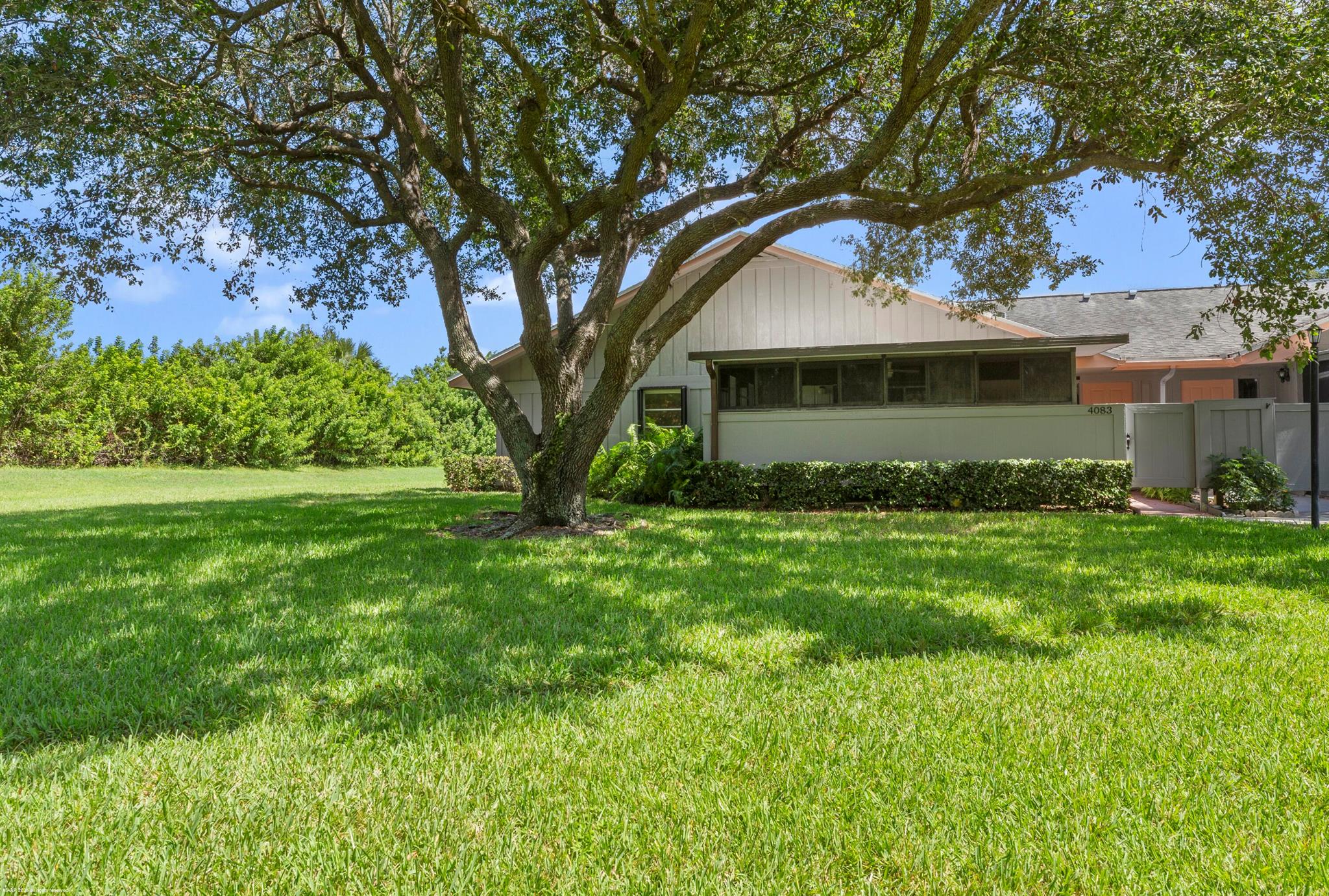 CINNAMON TREE - Residential