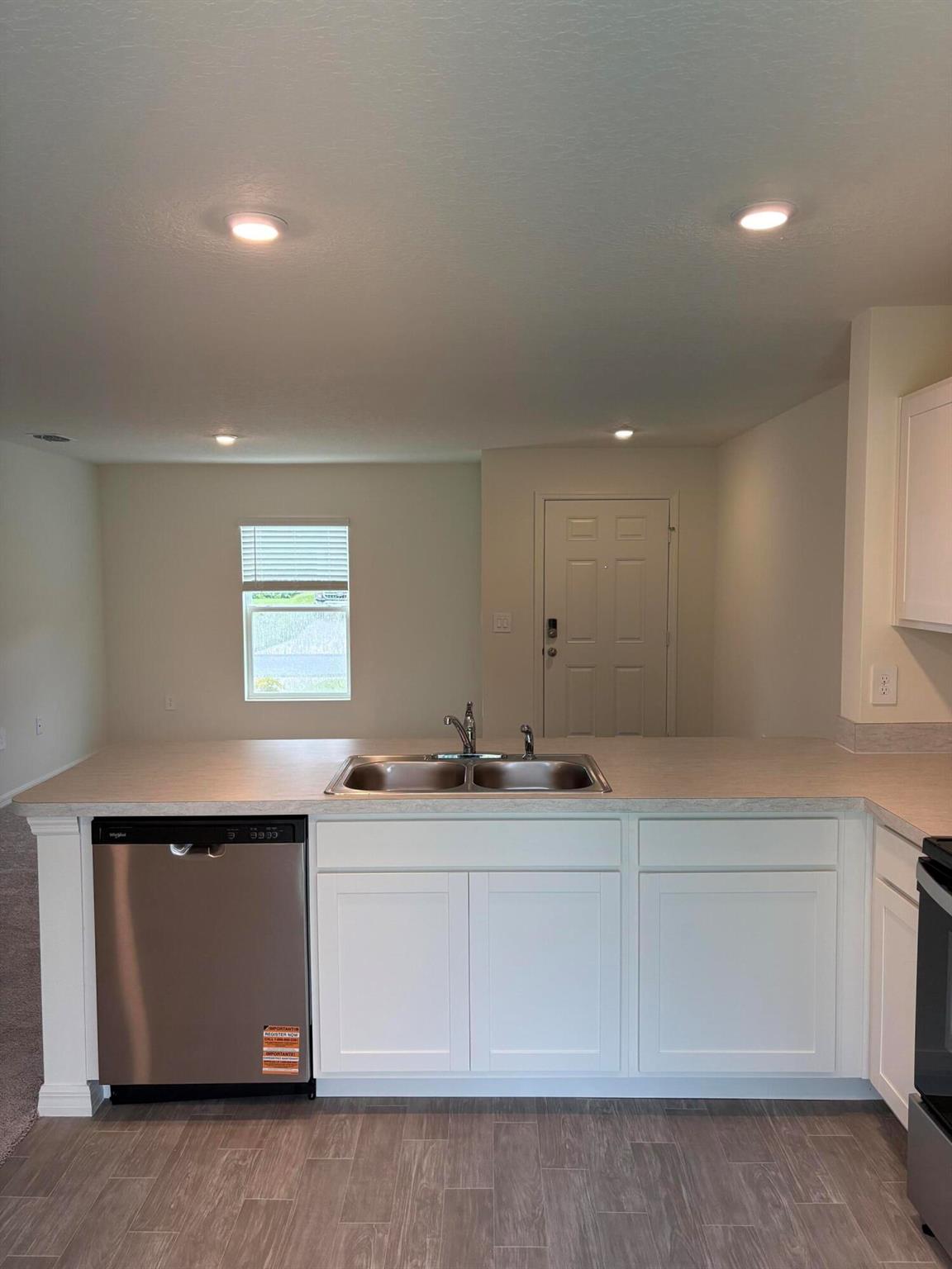 Port Malabar Unit 14 - Residential Lease