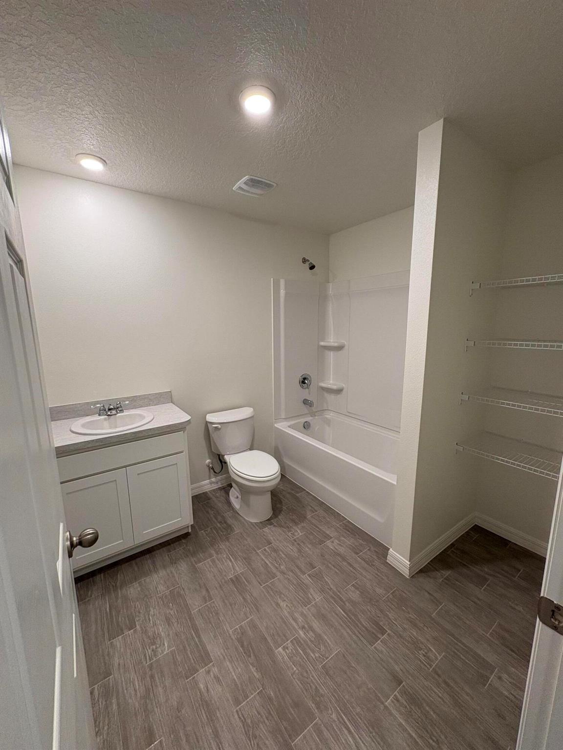 Port Malabar Unit 14 - Residential Lease