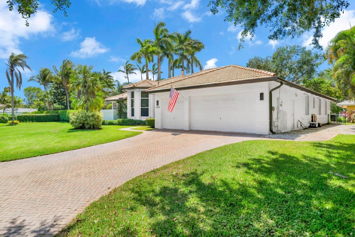 17050 SW 74th Avenue