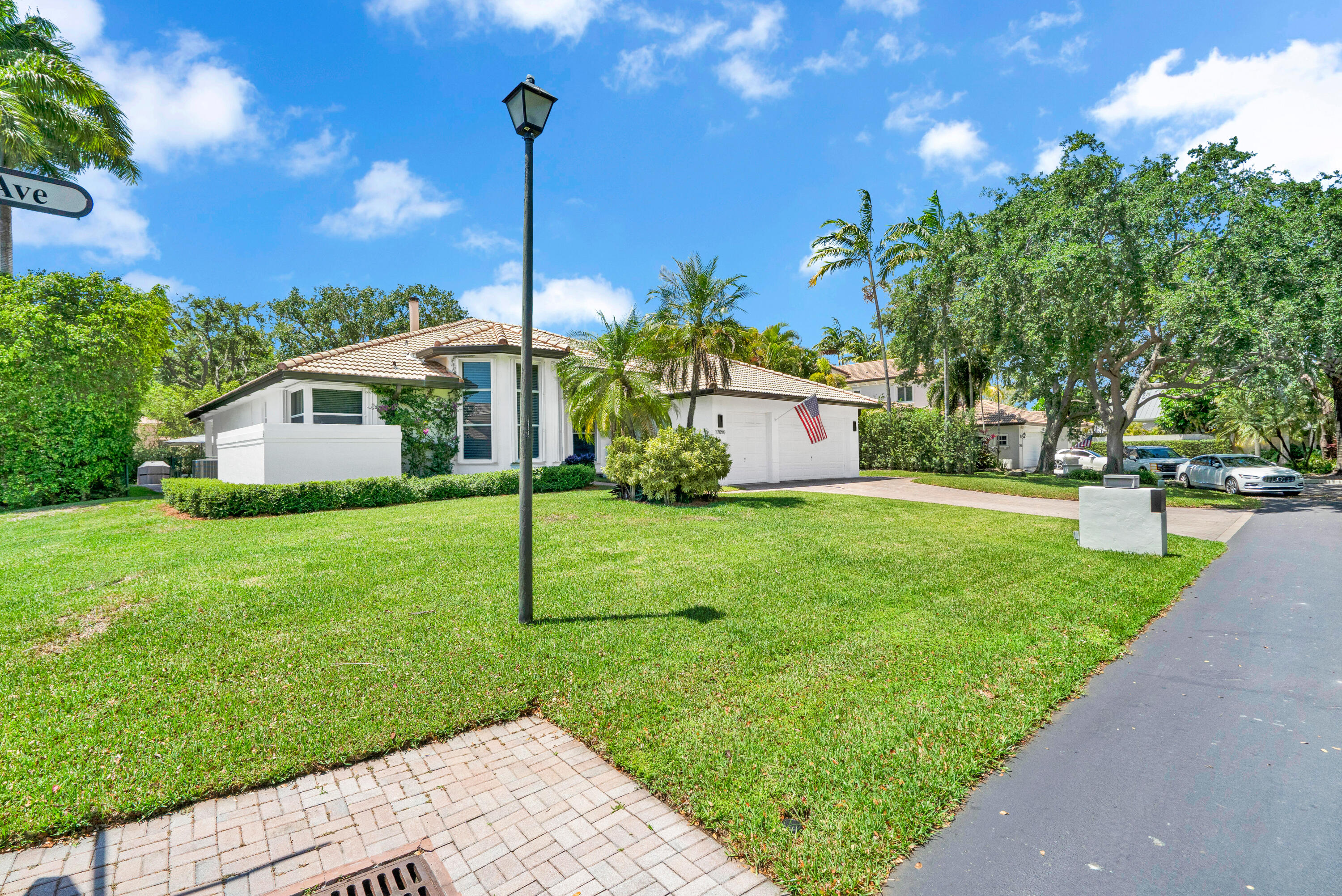 17050 SW 74th Avenue