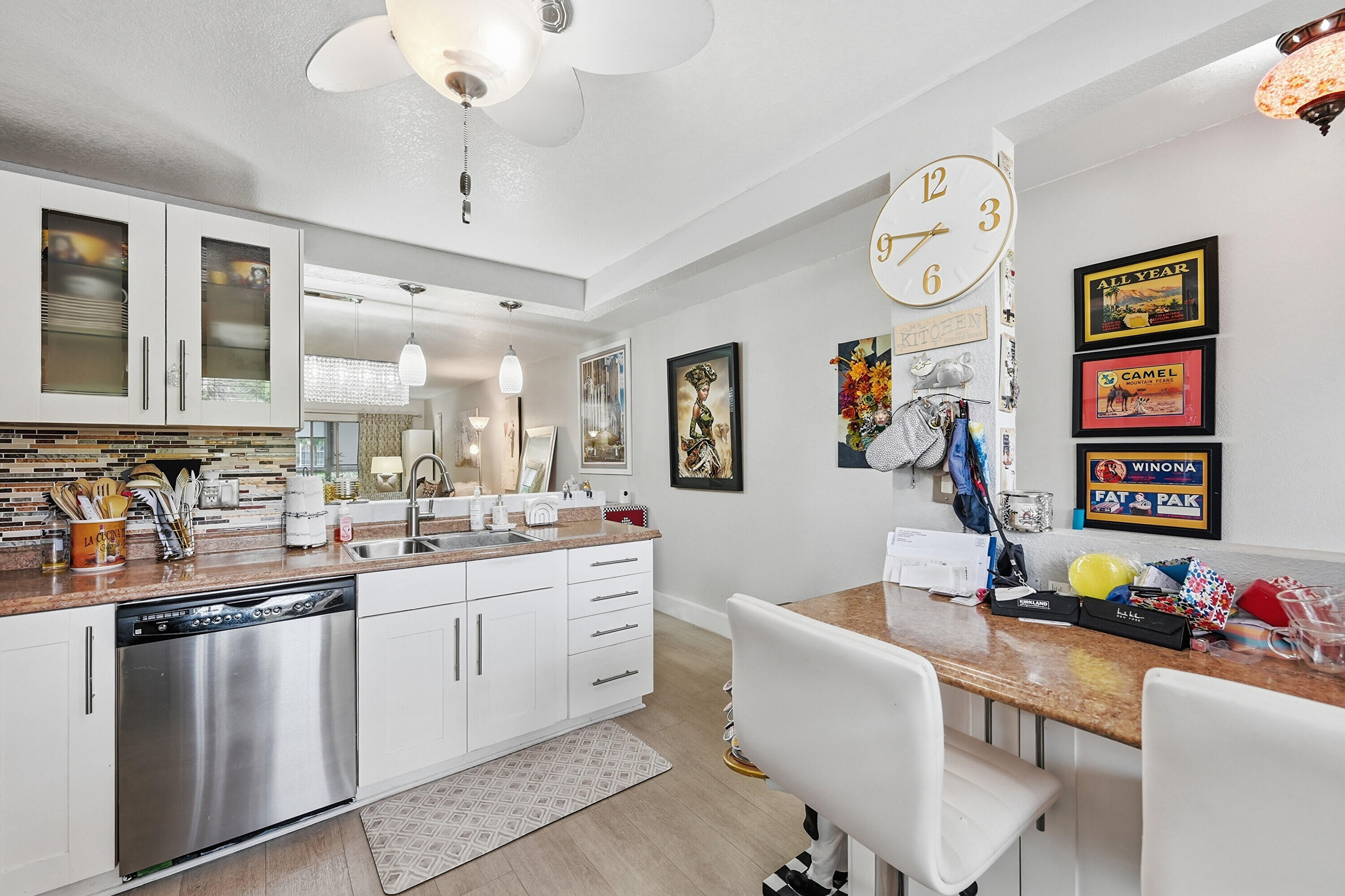 LUCAYA VILLAGE 1-B CONDO - Residential