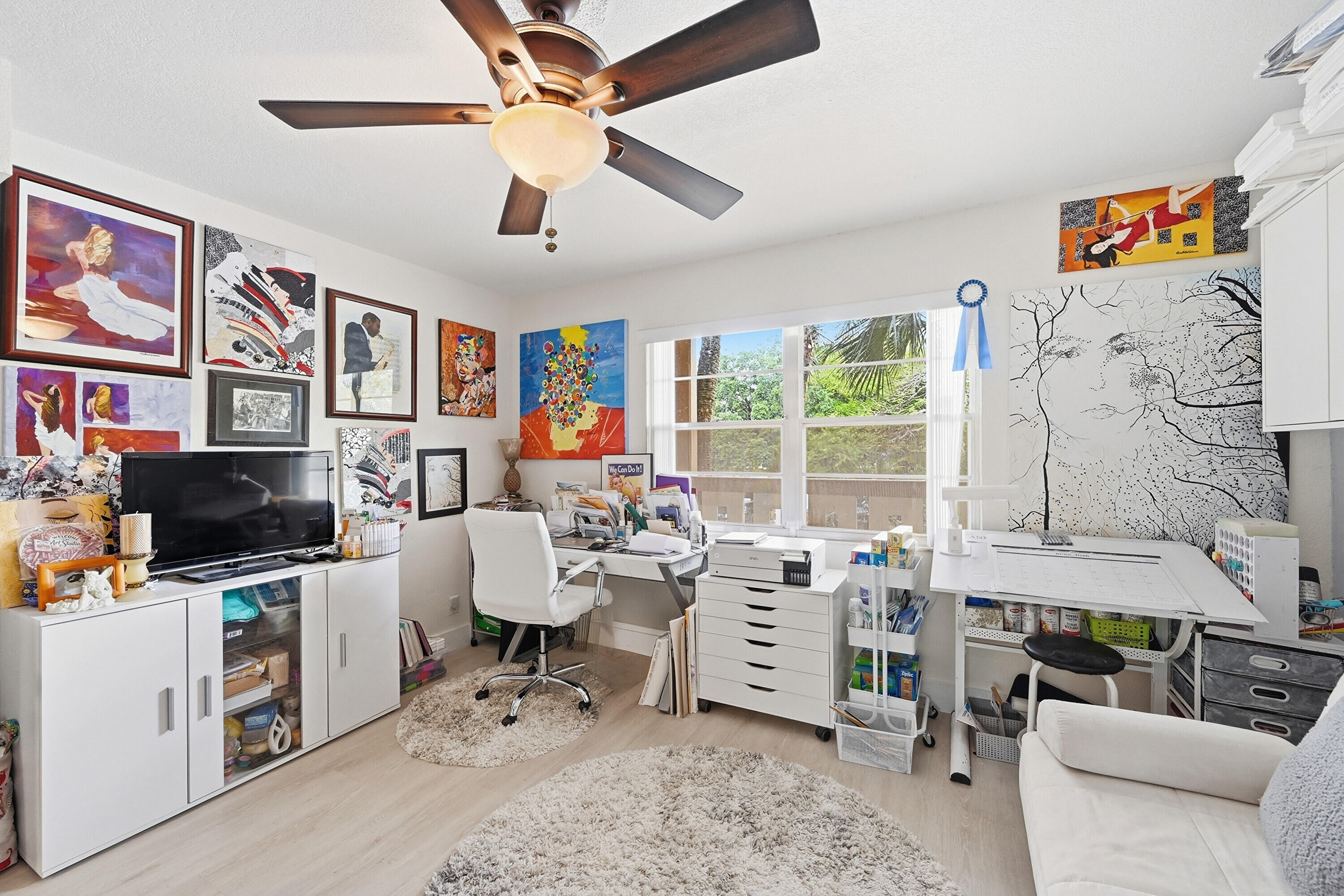 LUCAYA VILLAGE 1-B CONDO - Residential