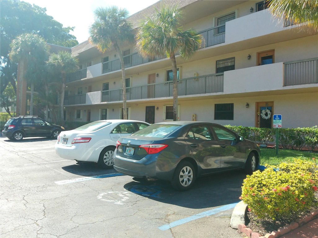 Lakes of Carriage Hills - Residential