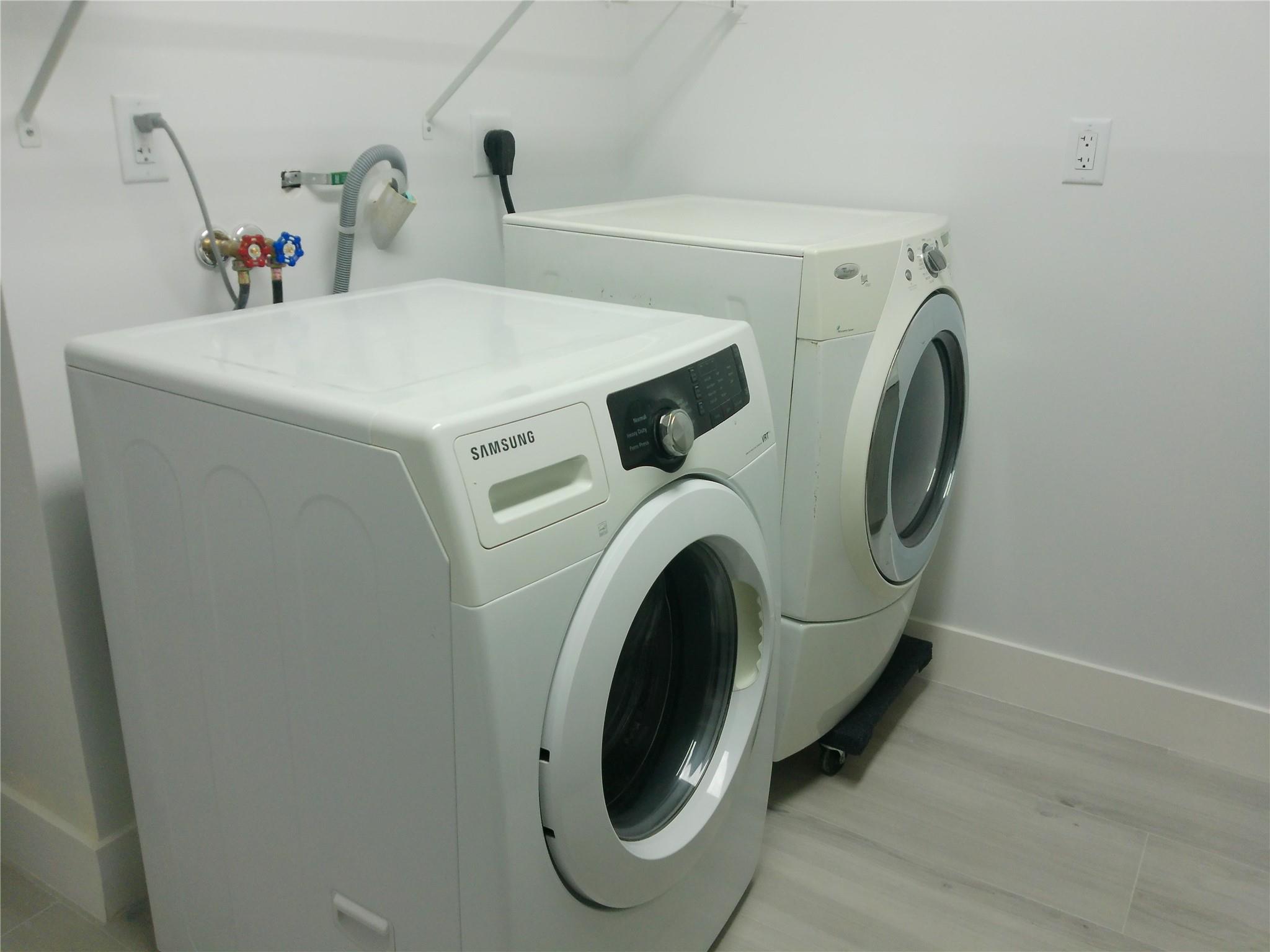 Lakes of Carriage Hills - Residential