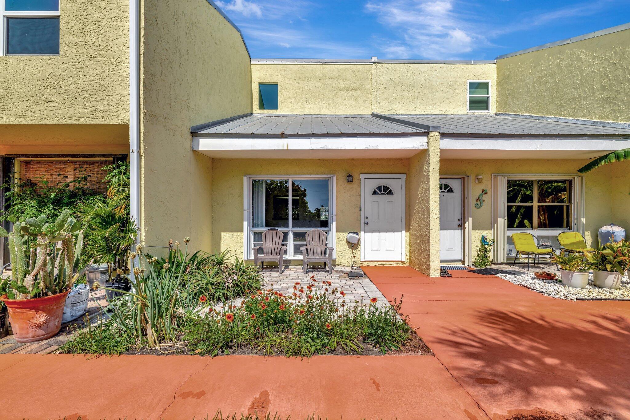 LIVE AT THE BEACH! Great location across the street and you are on pristine North Beach close to the jetty. Clean townhouse ready to move in. Private beach access. 2-Story Townhome in Galleon HOA, located across A1A from the beach on North Hutchinson Island. Kitchen, Living and Dining downstairs with Master Bed and Bath on second level. Sunset views! Balcony off Master Bedroom. Assigned Parking spaces for 2.