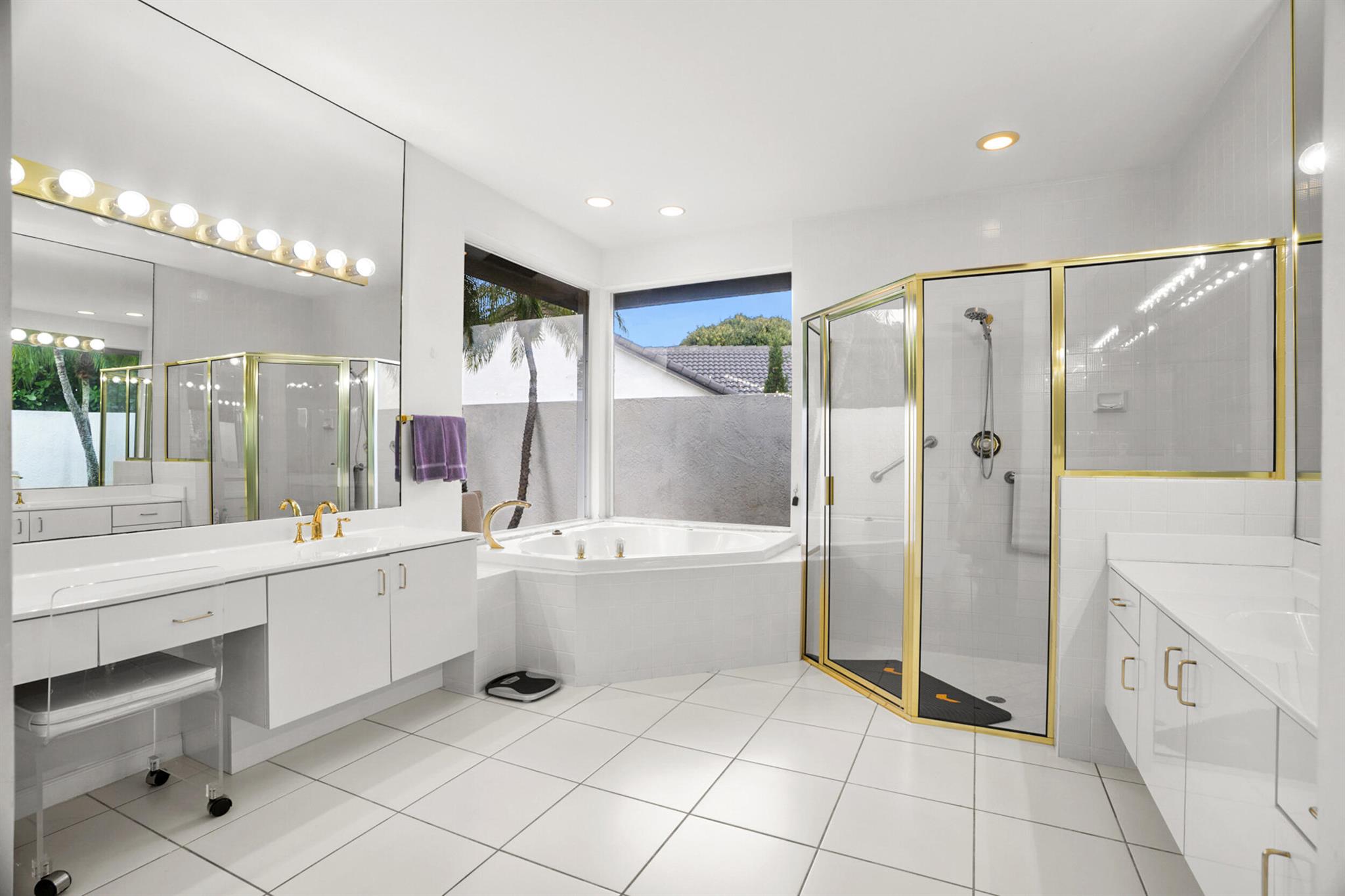 ST ANDREWS COUNTRY CLUB 2 - Residential