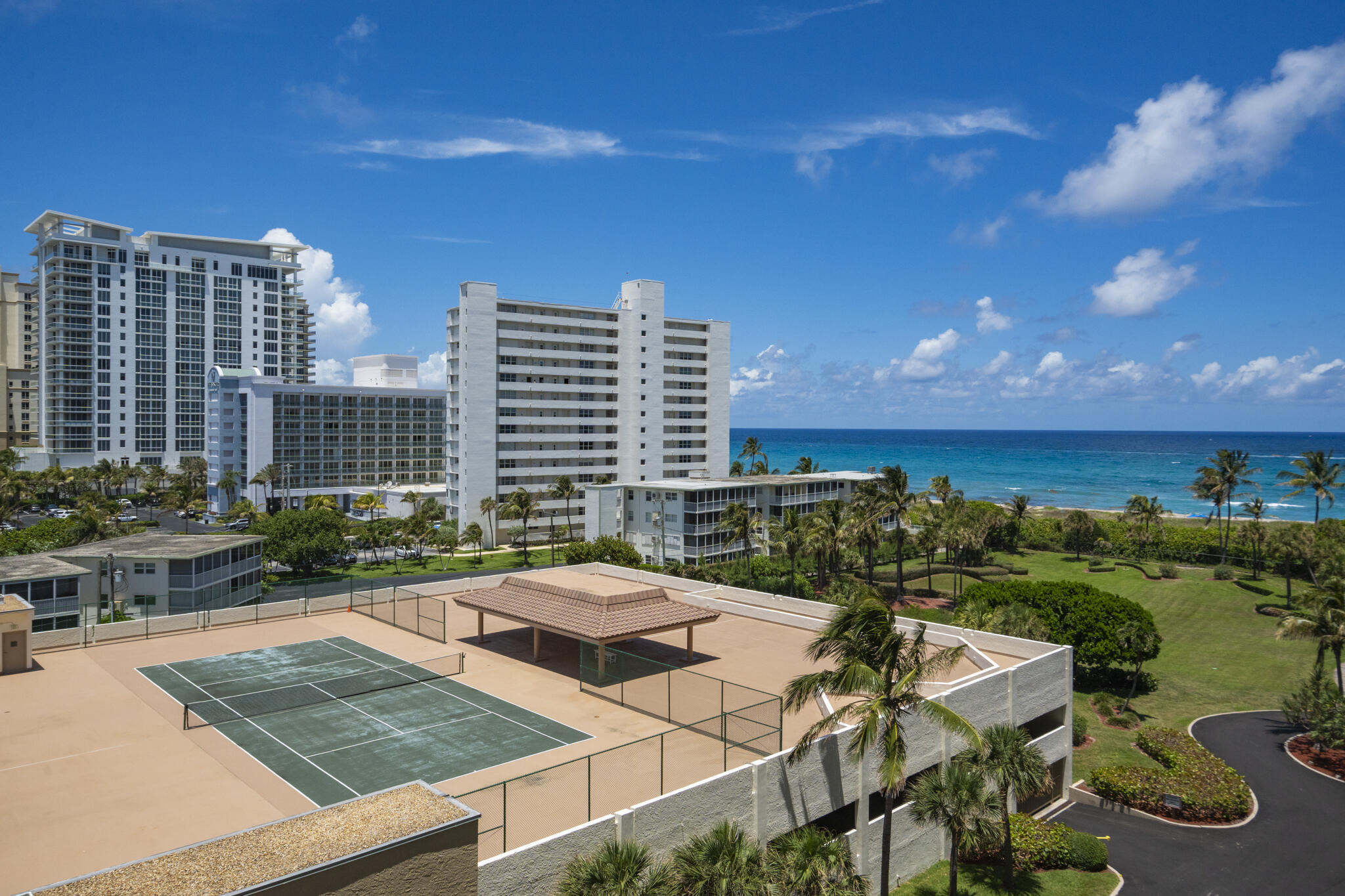 OCEANTREE CONDO - Residential