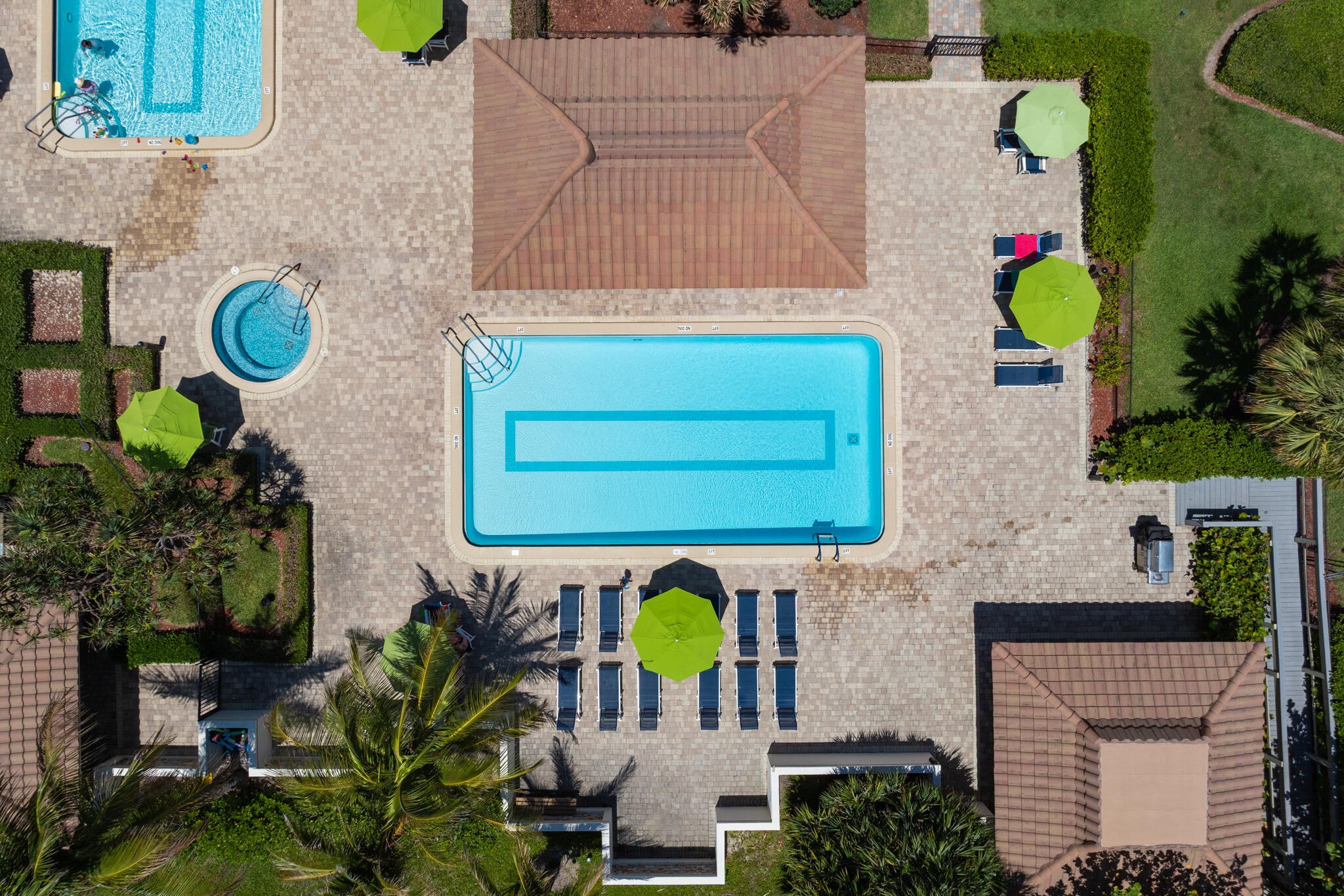 OCEANTREE CONDO - Residential