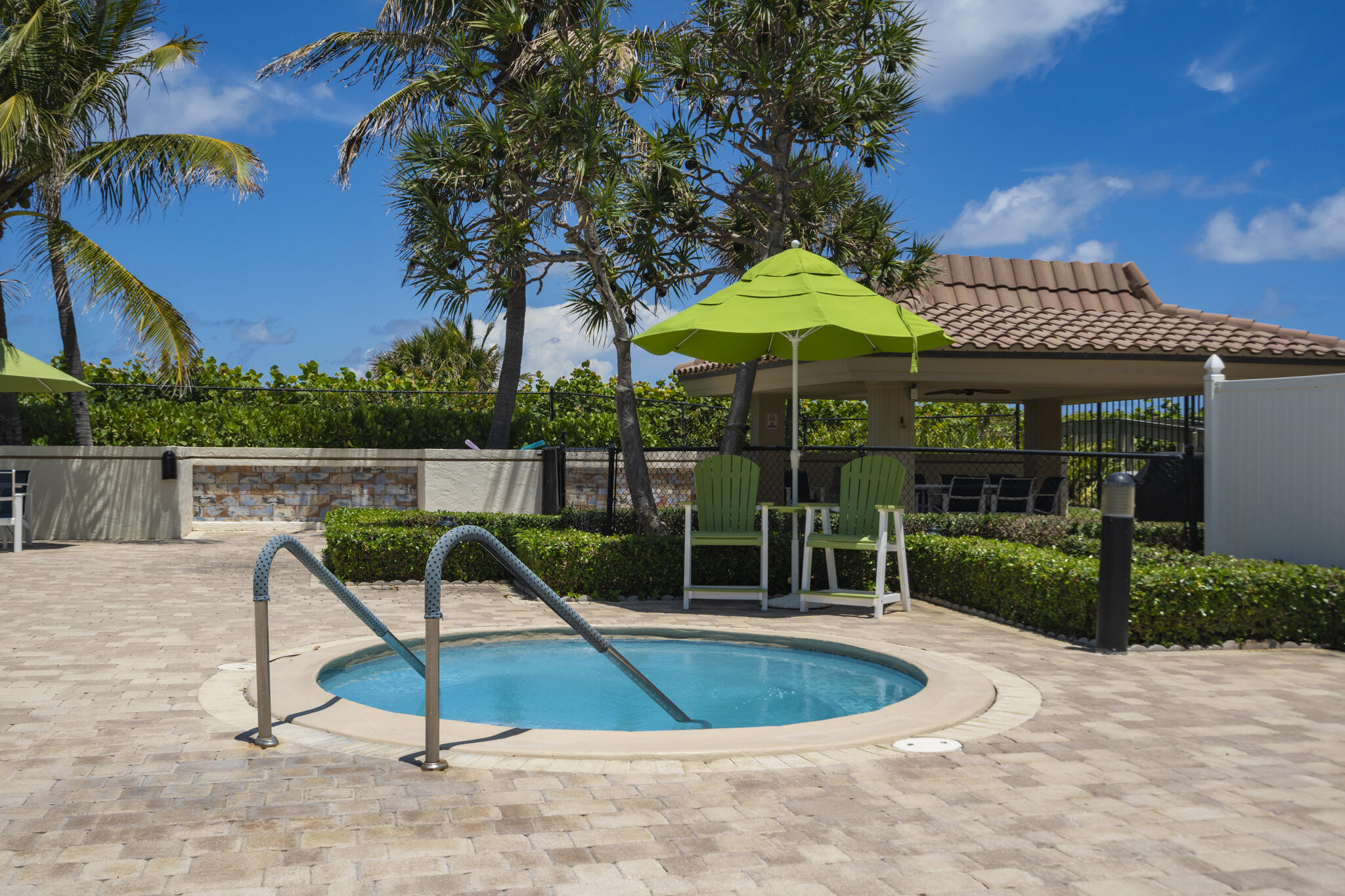 OCEANTREE CONDO - Residential