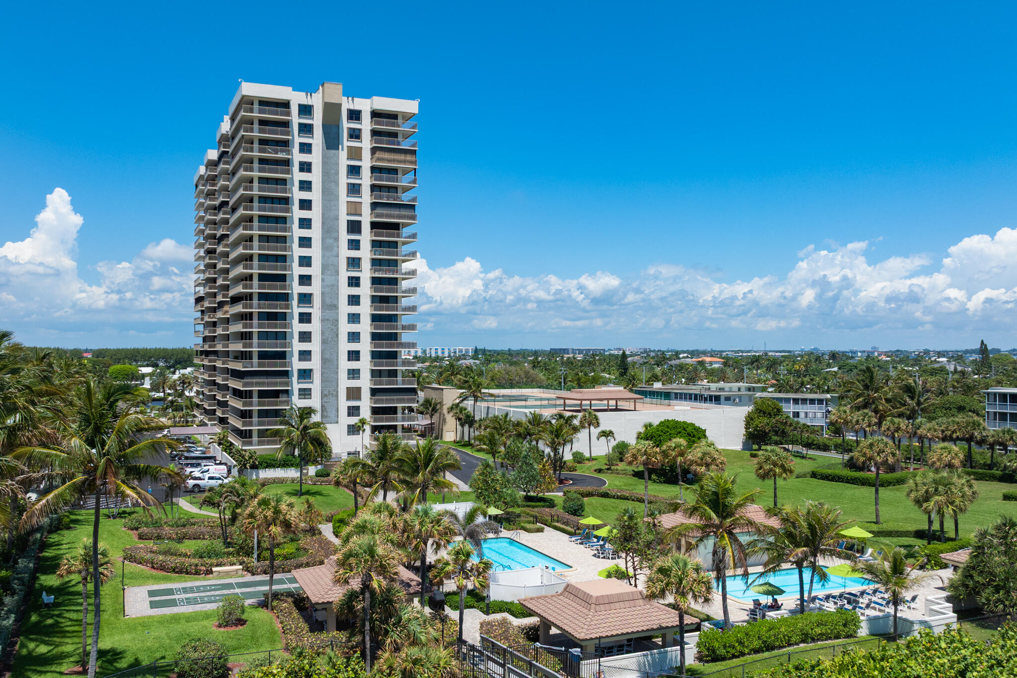 3400 N Ocean Drive