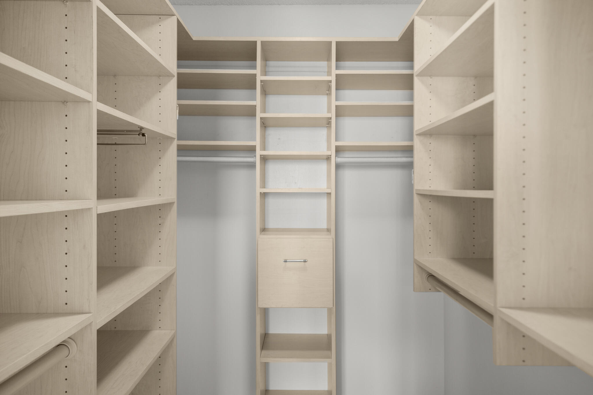 OCEANTREE CONDO - Residential