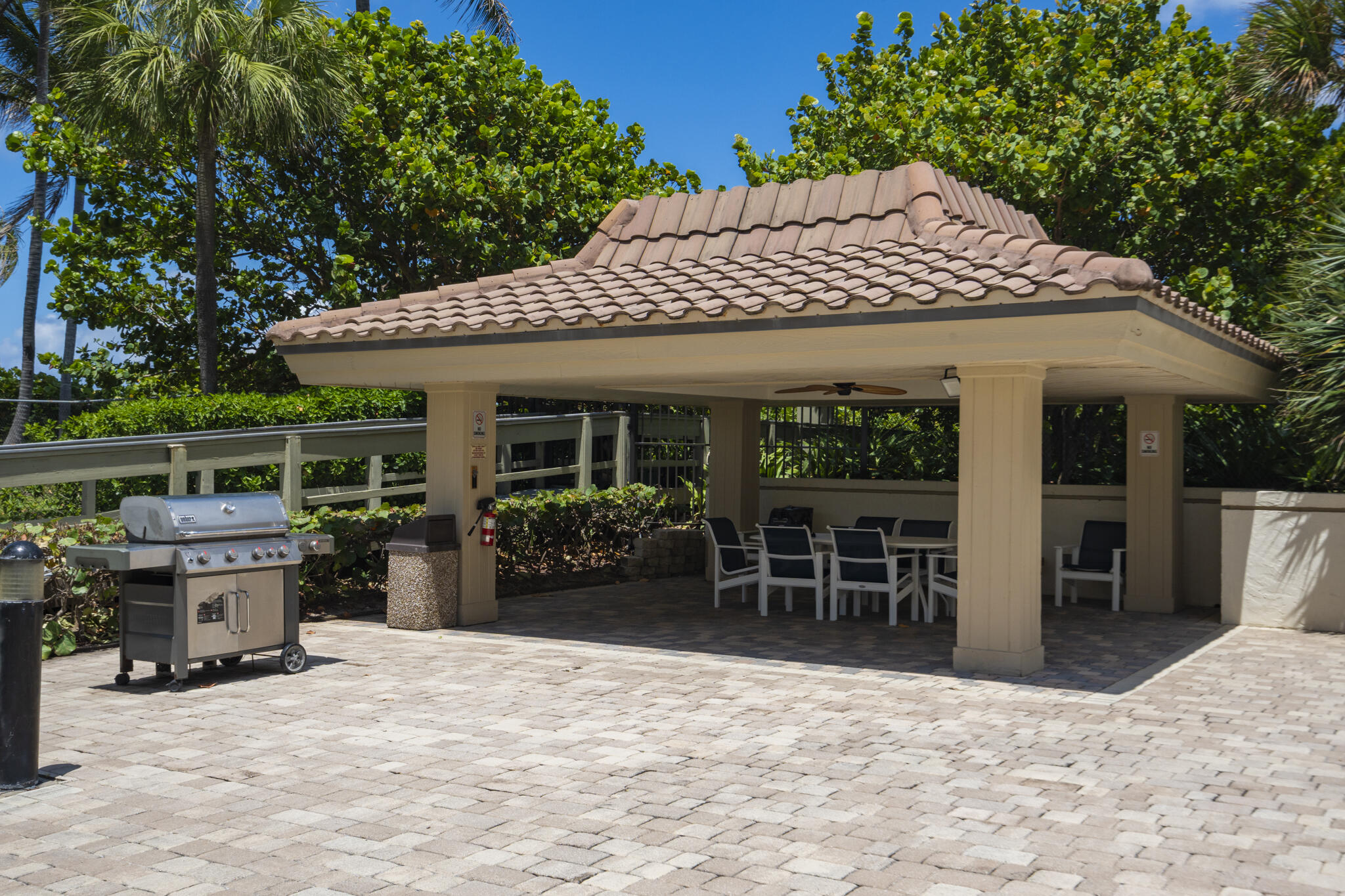 OCEANTREE CONDO - Residential