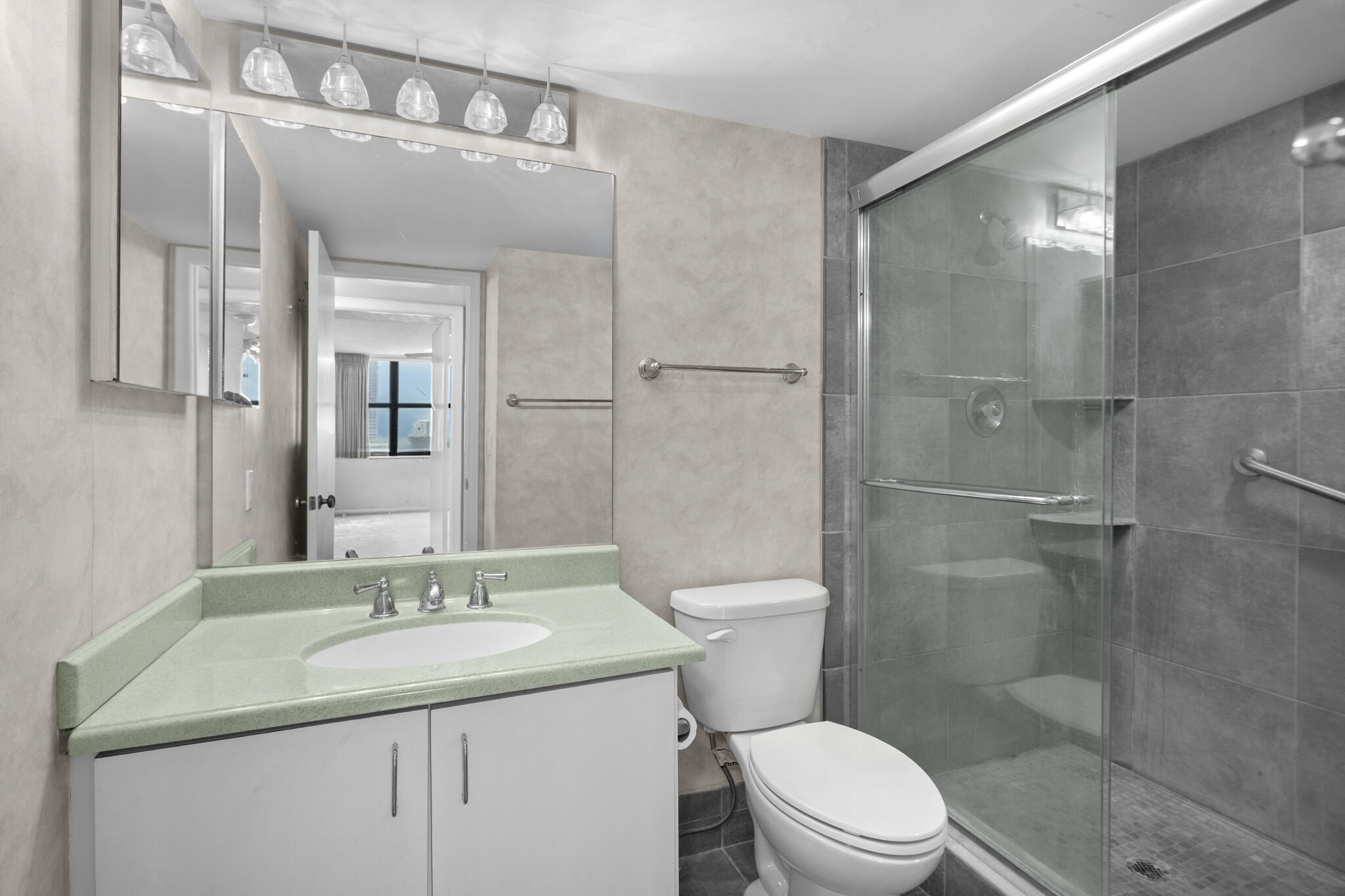 OCEANTREE CONDO - Residential