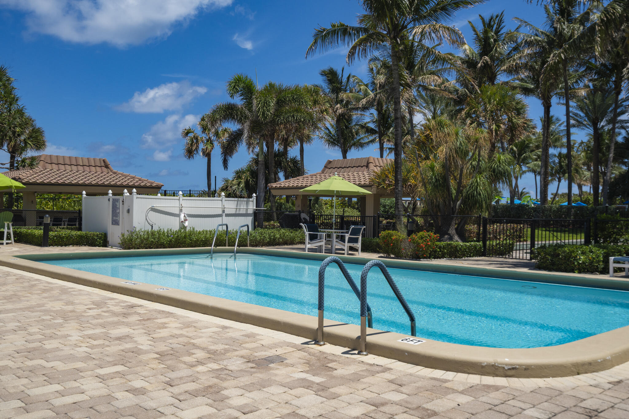OCEANTREE CONDO - Residential