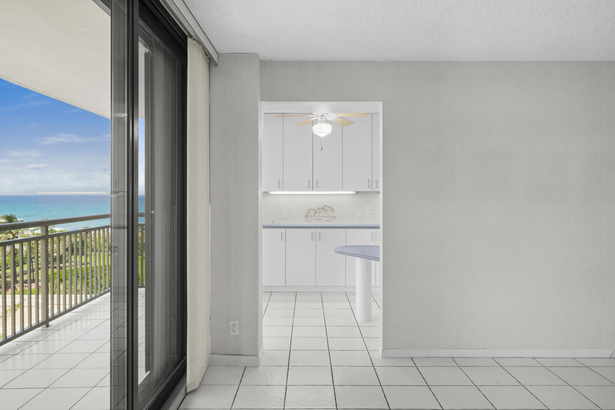 OCEANTREE CONDO - Residential
