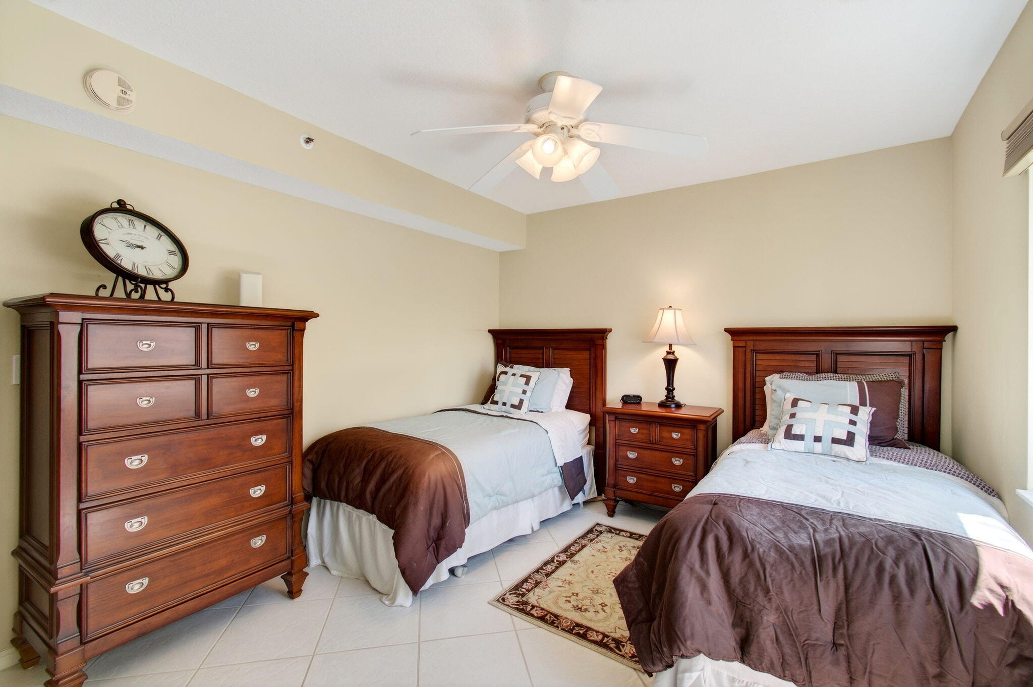 CORAL LAKES - Residential