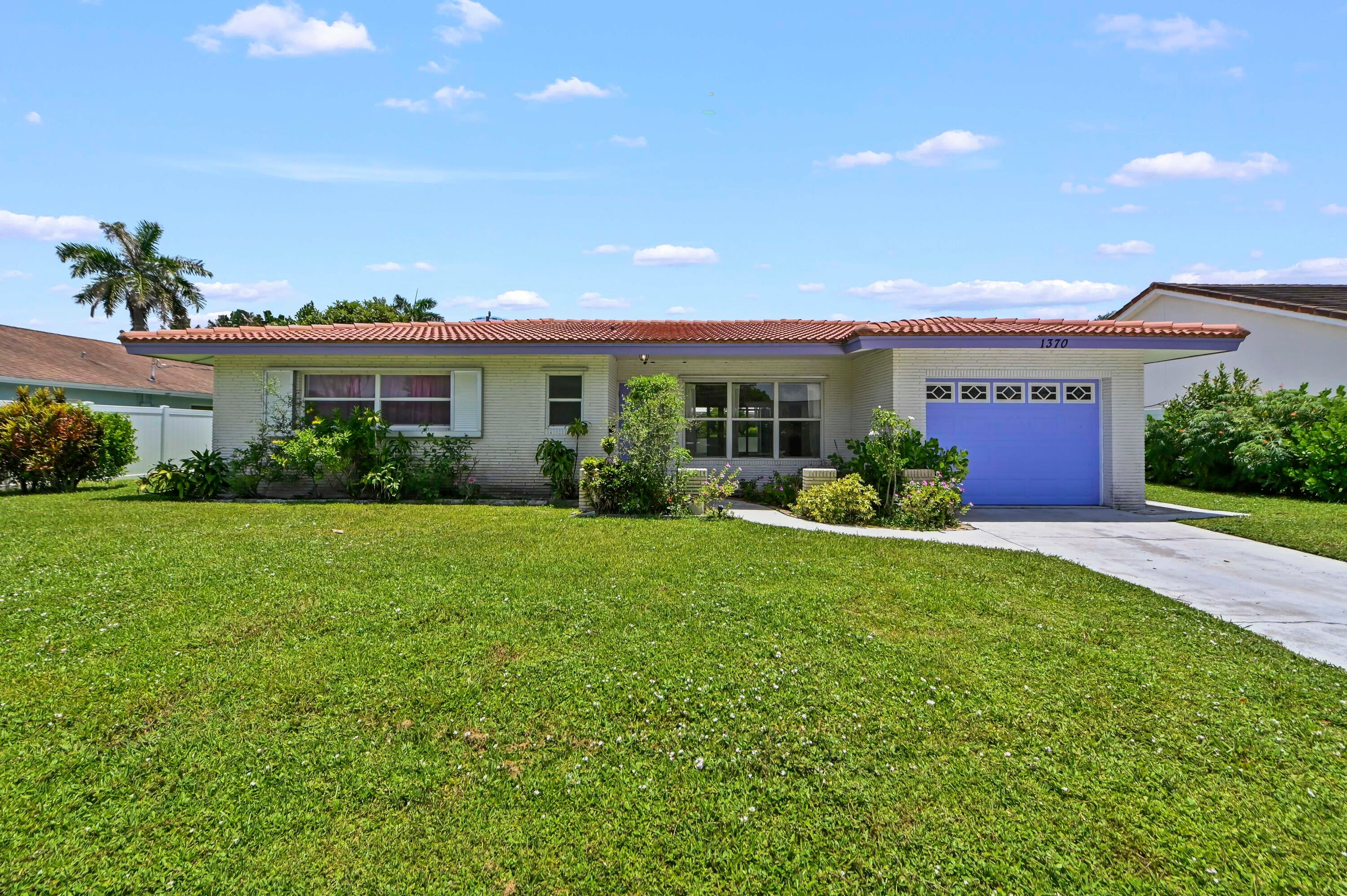 1370 NW 7TH Street