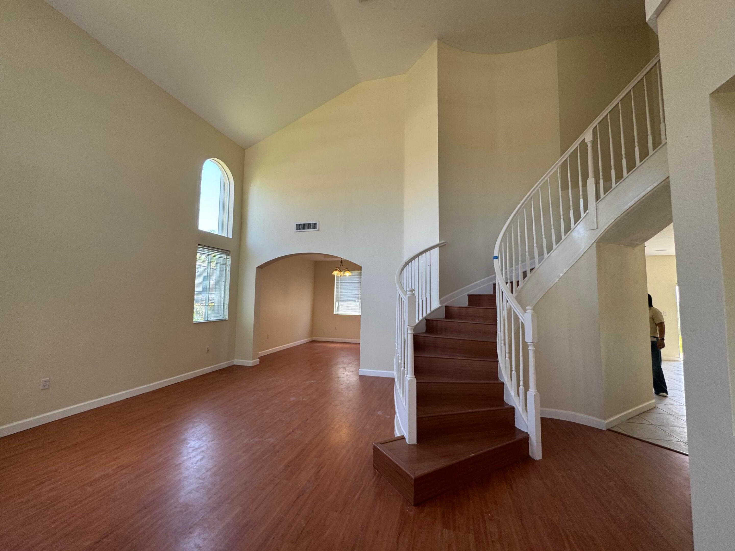 LAKES BY THE BAY AMBER - Residential Lease