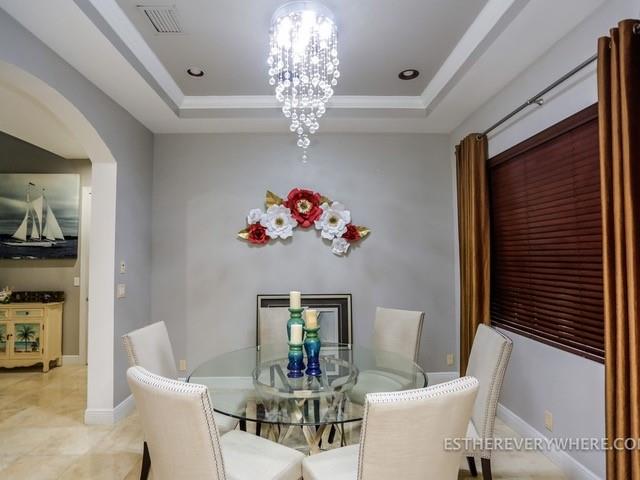 Petite - Residential