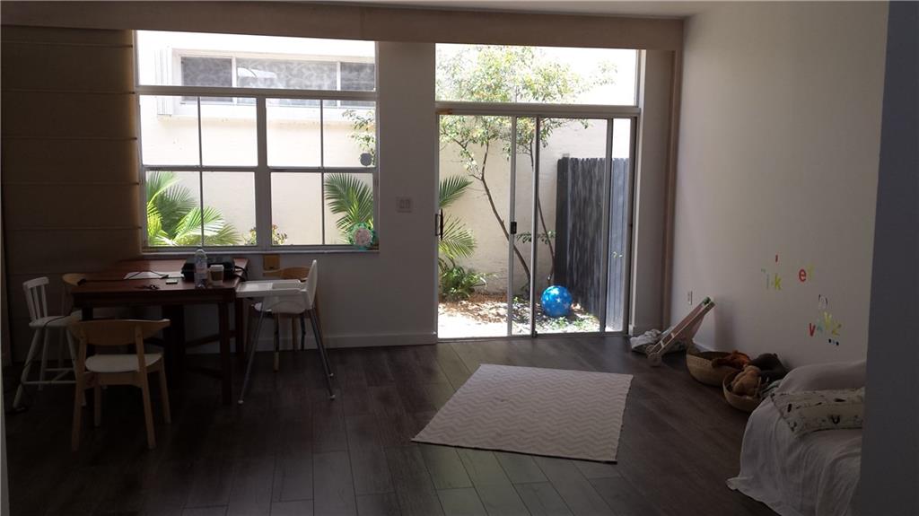 EMERALD POINTE - Residential Lease