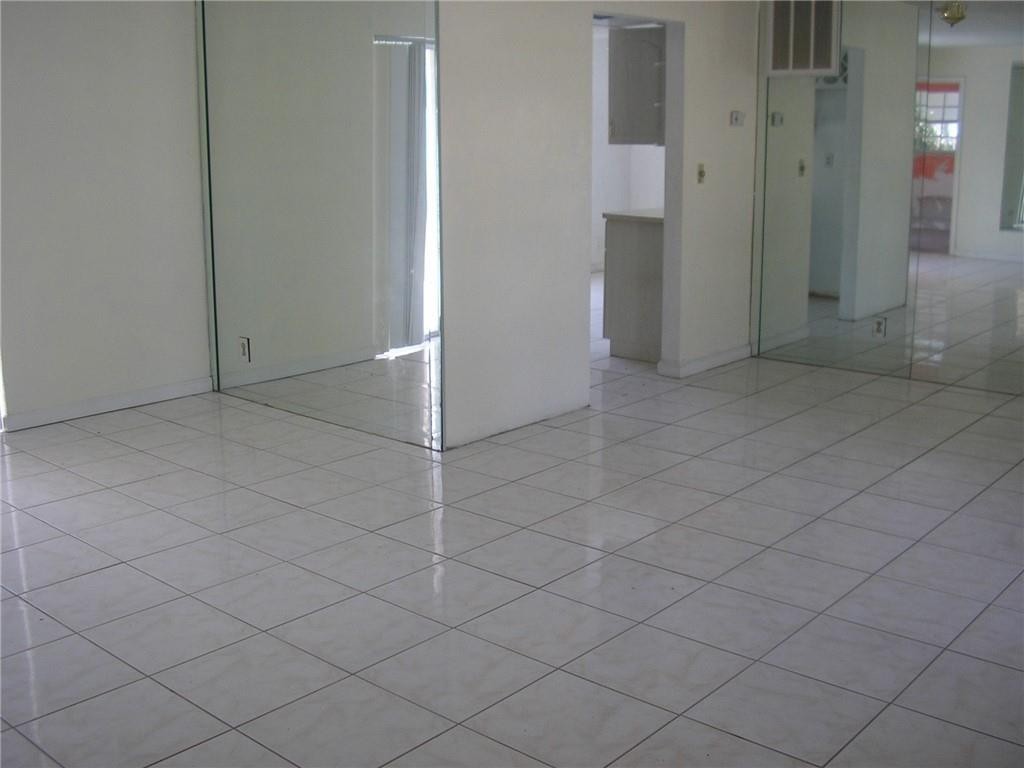 Oriole Estates Sec 8 65-9 - Residential