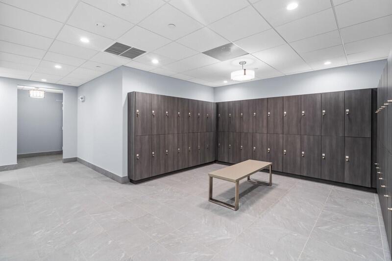 HUNTINGTON LAKES SEC FIVE - Residential Lease