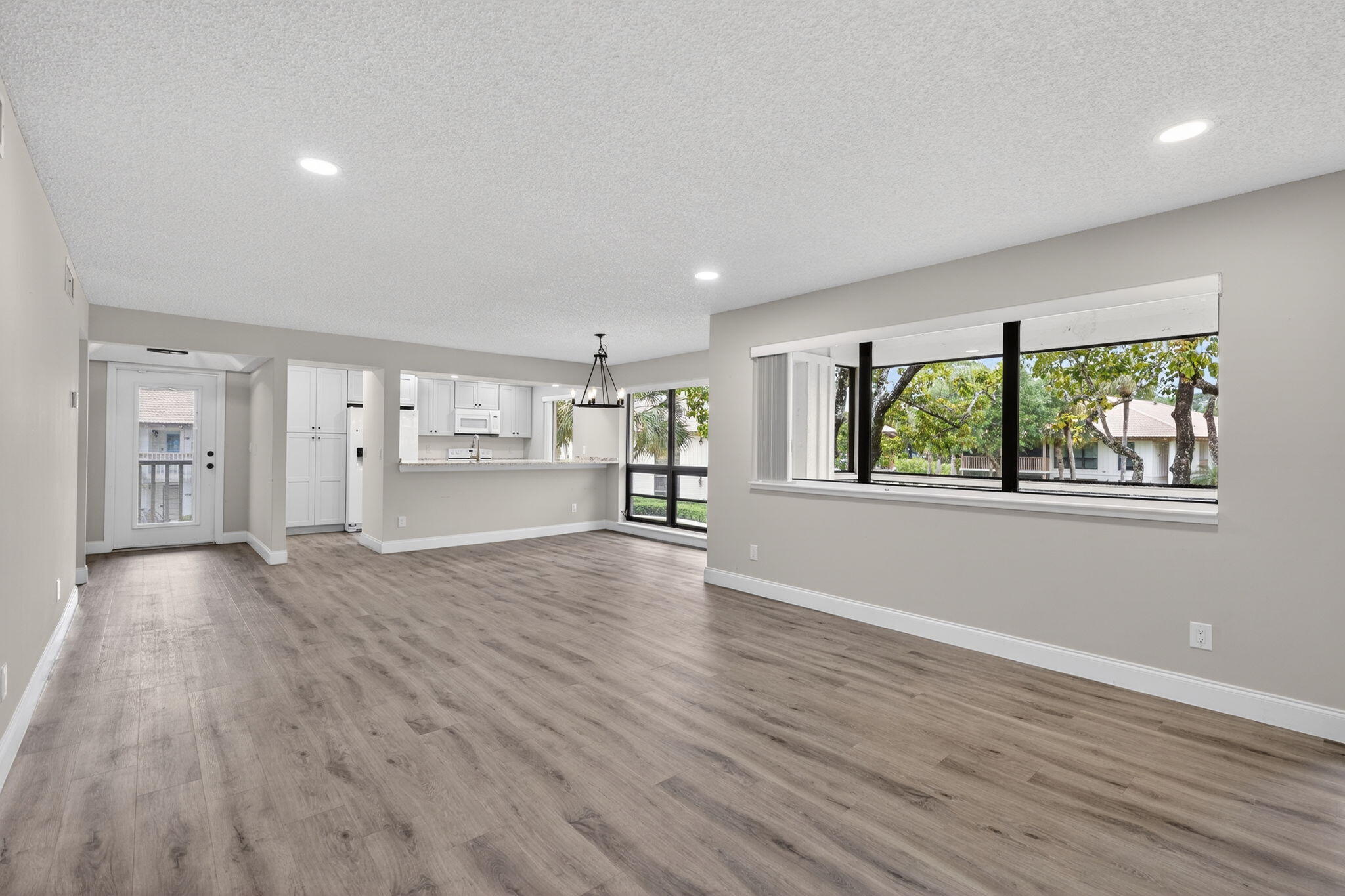 GOLF VILLAS CONDO PGA NATIONAL - Residential