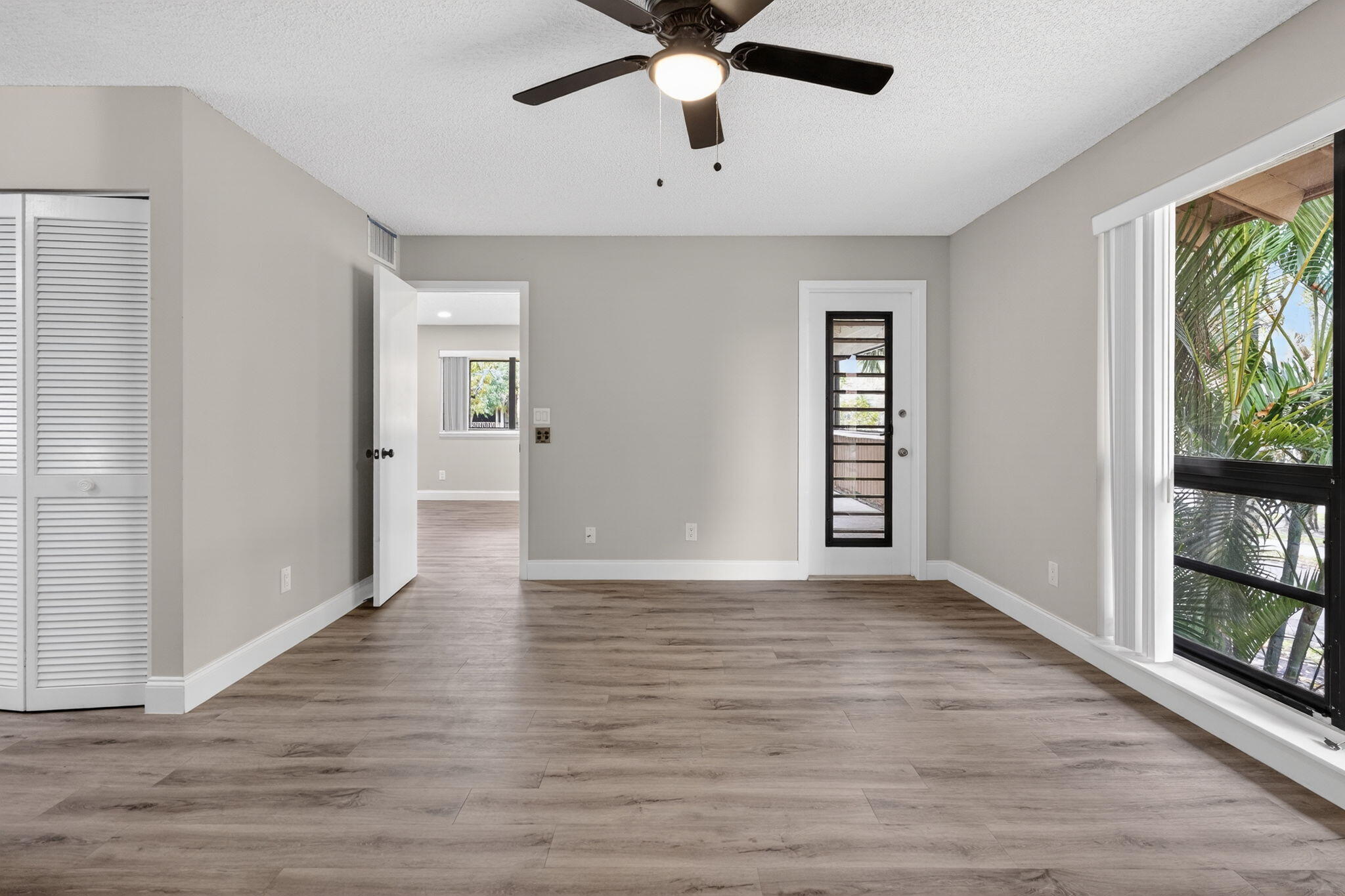 GOLF VILLAS CONDO PGA NATIONAL - Residential