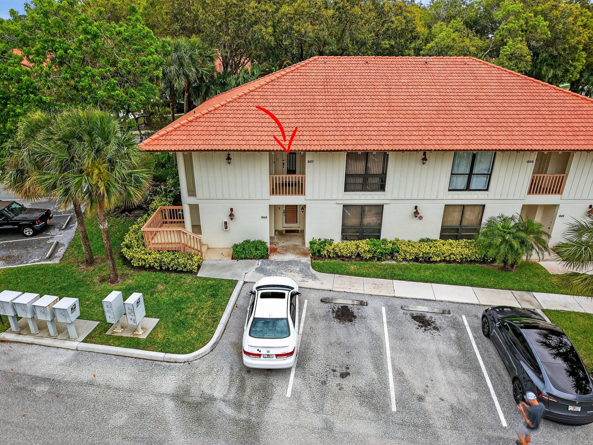 GOLF VILLAS CONDO PGA NATIONAL - Residential