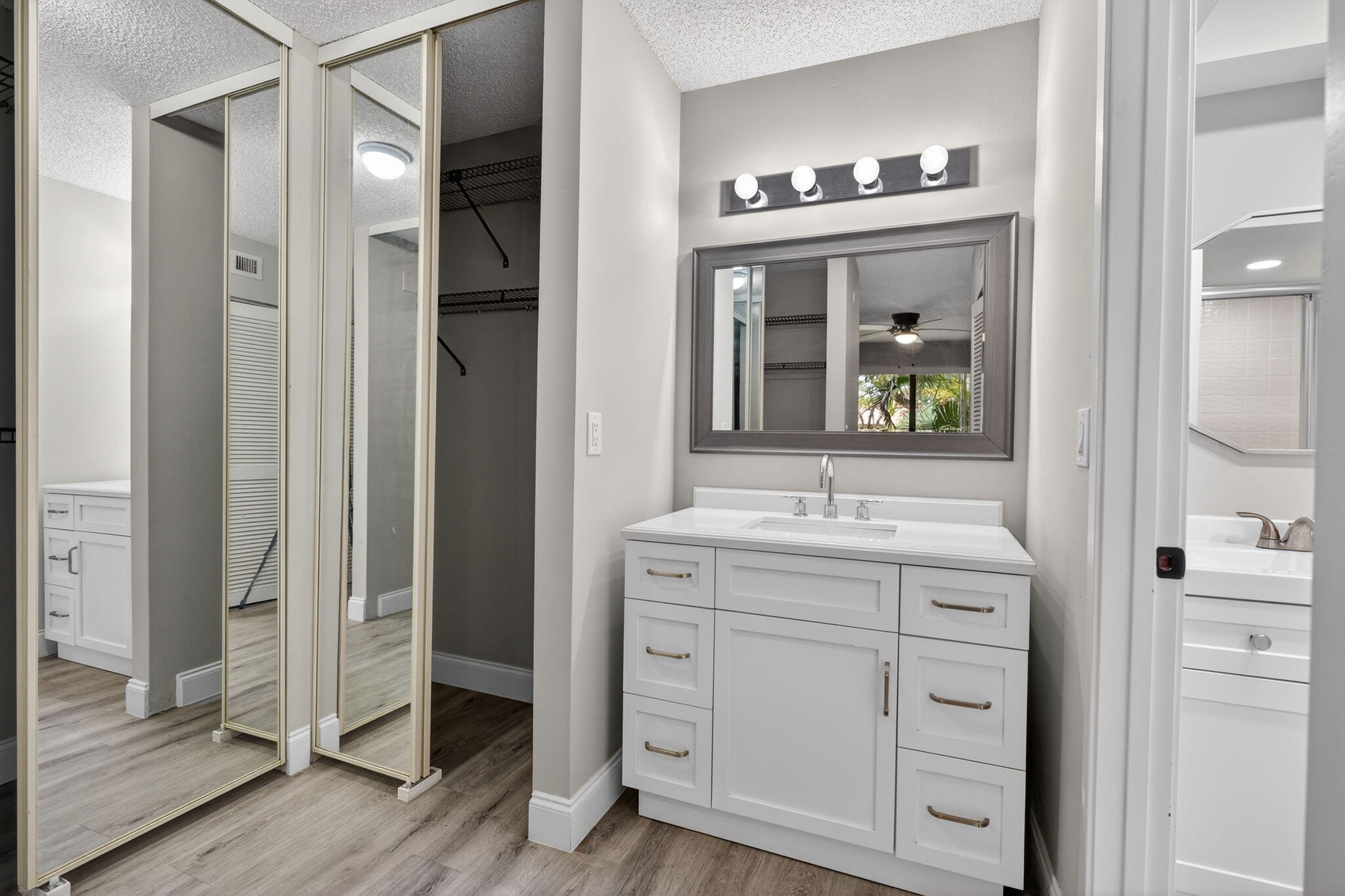 GOLF VILLAS CONDO PGA NATIONAL - Residential