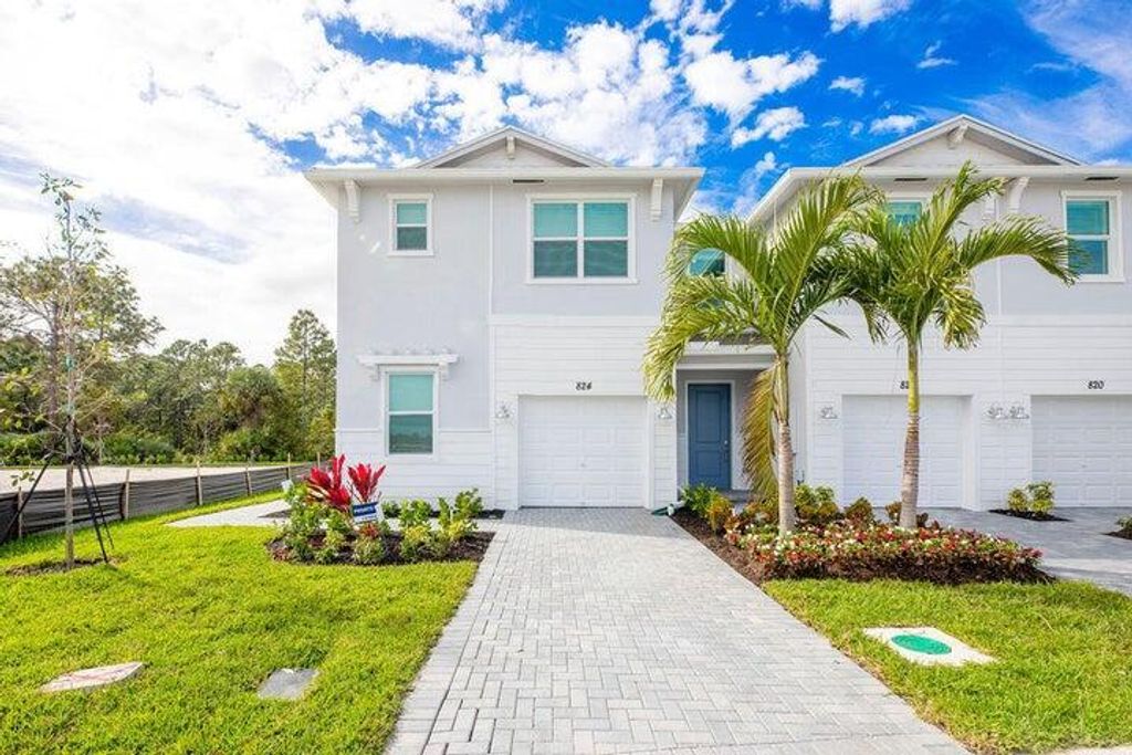 Photo of 824 SE Grovebush Lane, Port Saint Lucie, FL 34984 (MLS # R11095983)