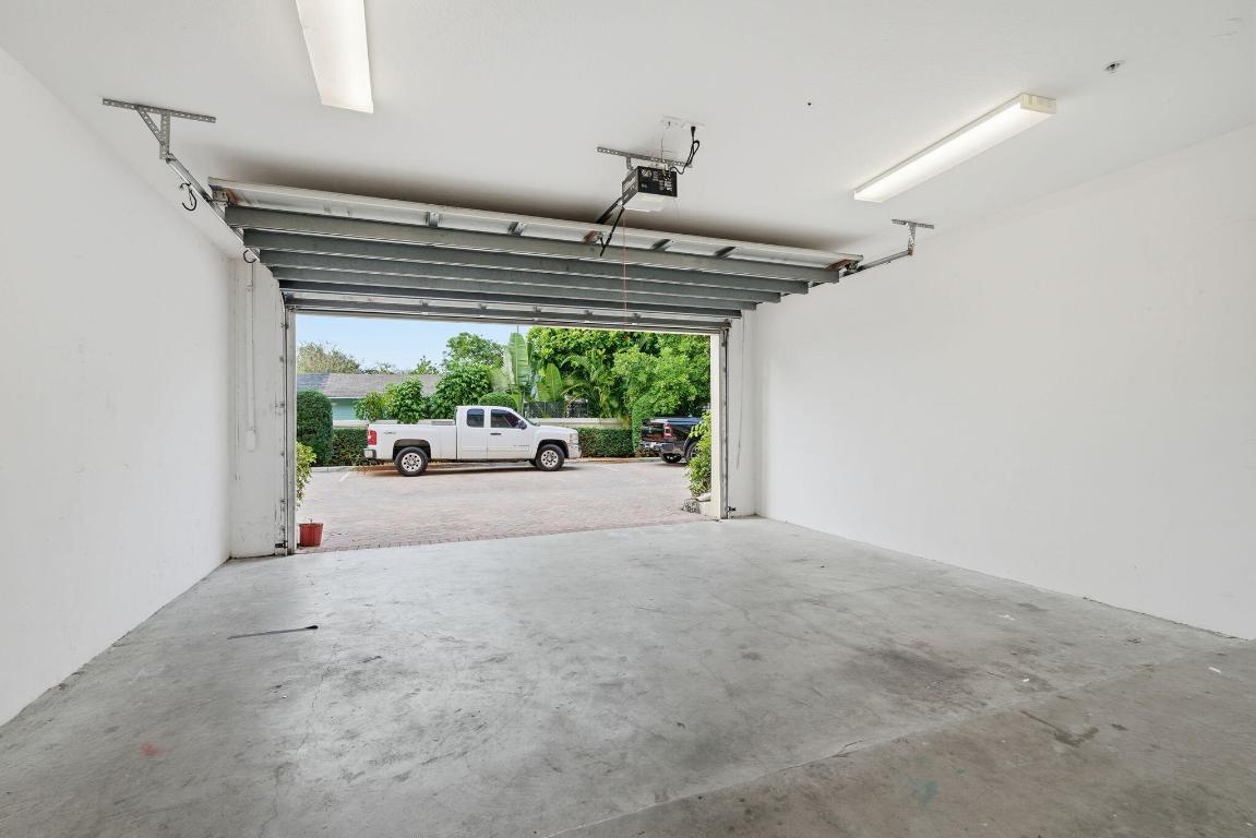 CLOISTERS AT LAKE WORTH - Residential Lease