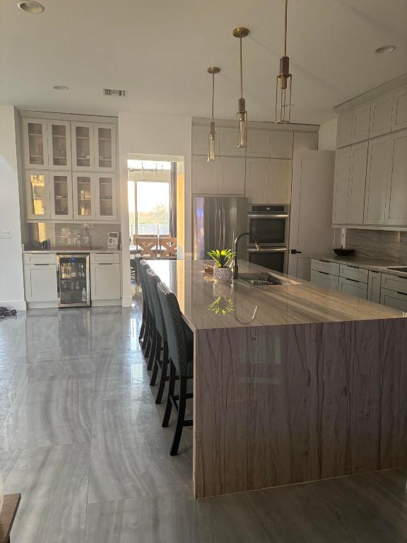 MELLEN GROVES - Residential