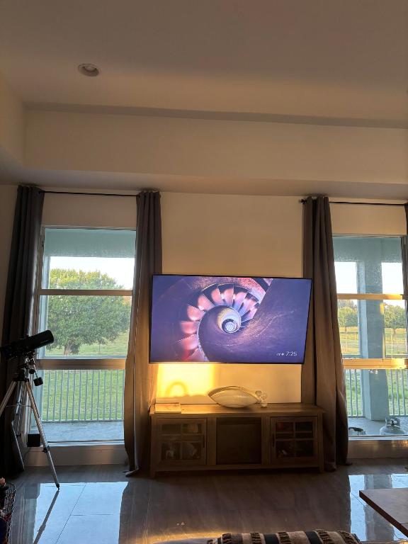 MELLEN GROVES - Residential