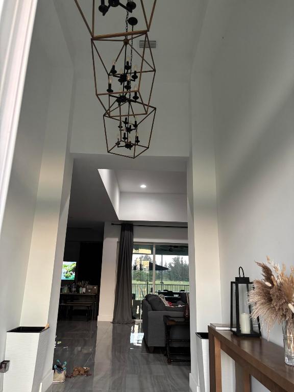 MELLEN GROVES - Residential