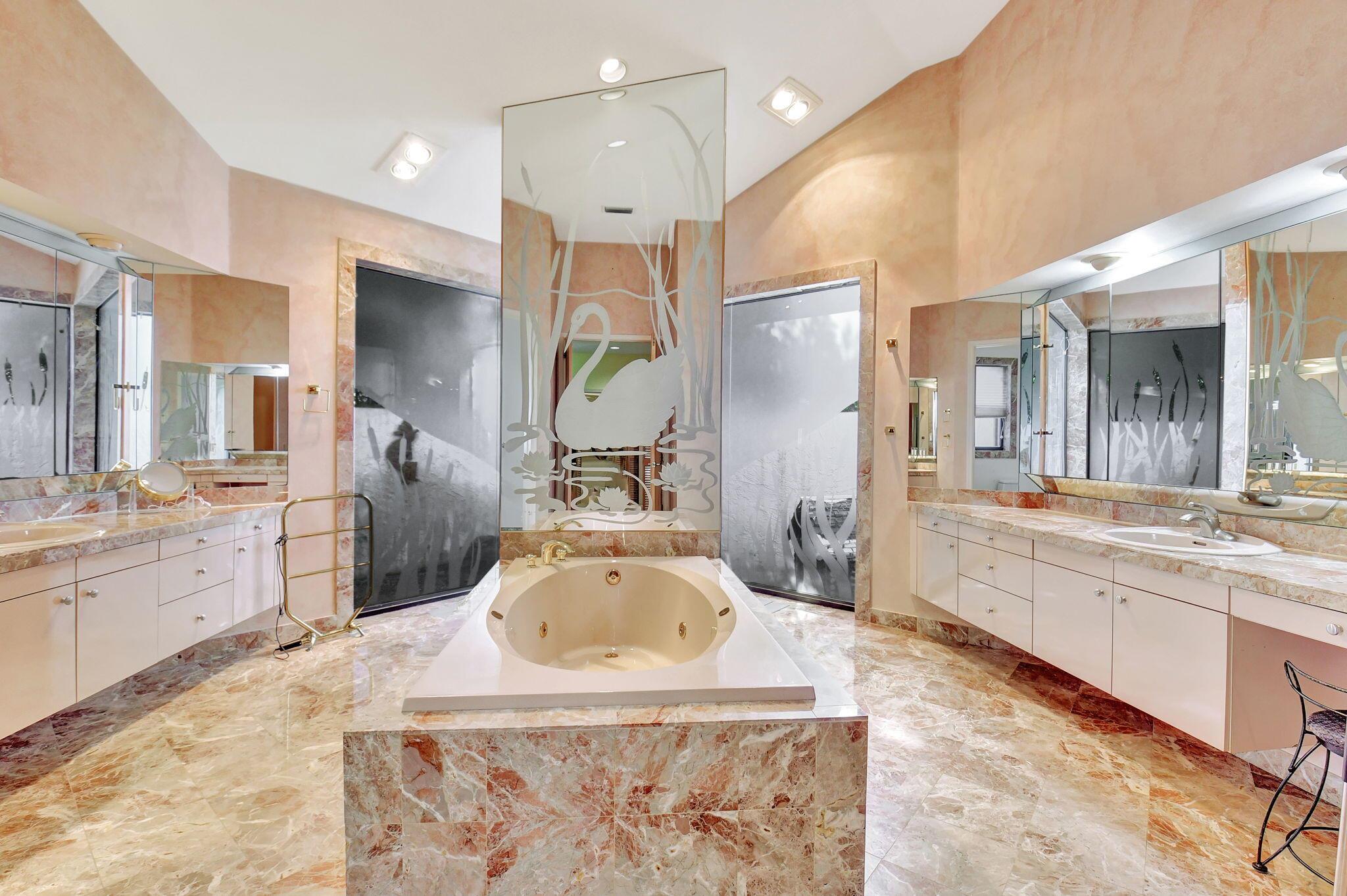 ST ANDREWS COUNTRY CLUB - Residential