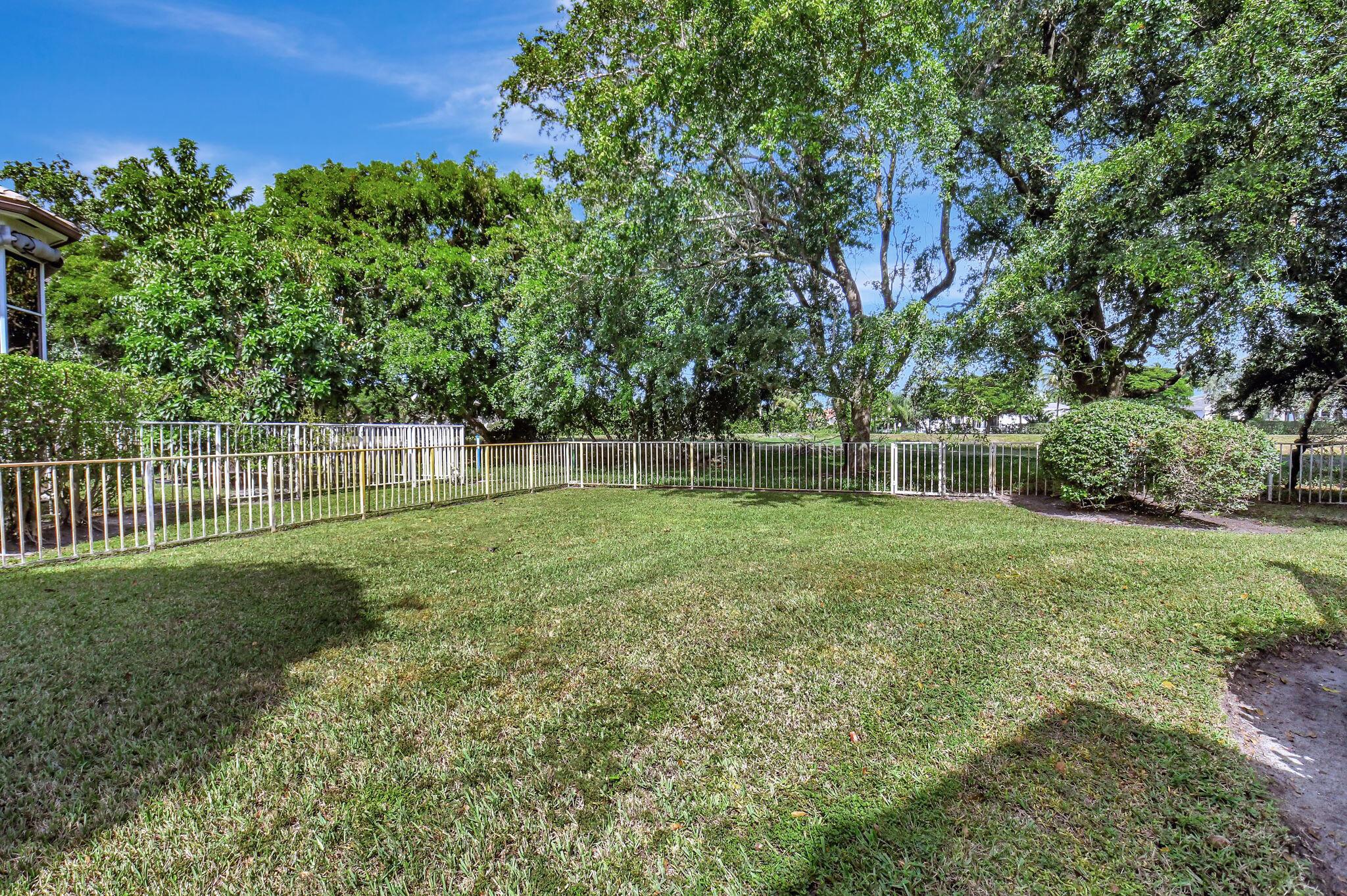 ST ANDREWS COUNTRY CLUB - Residential