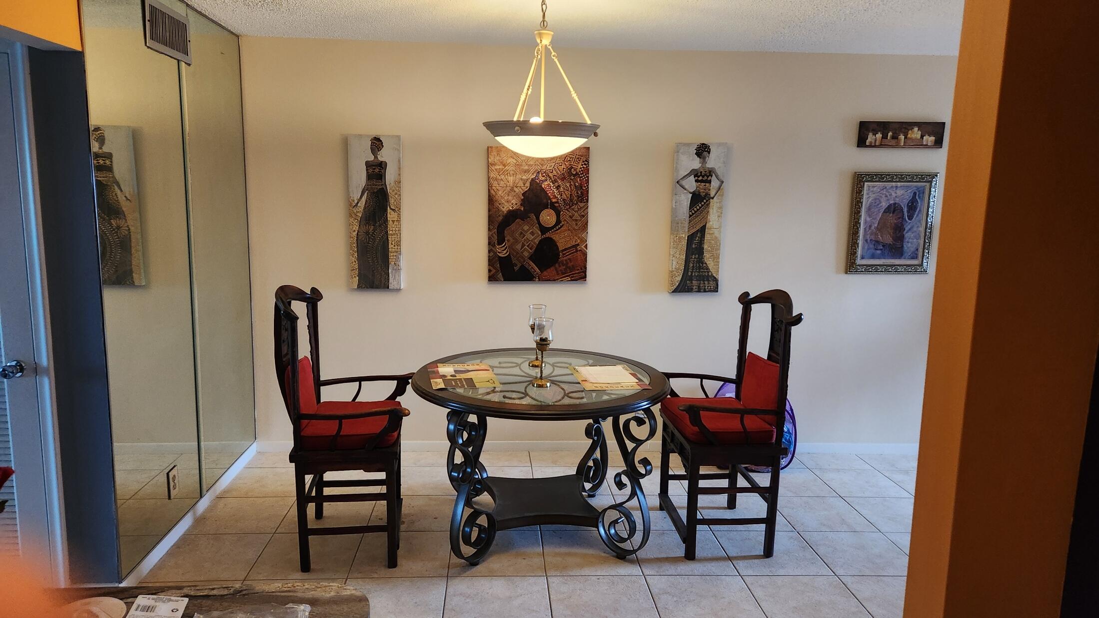 WELLINGTON CONDOS - Residential