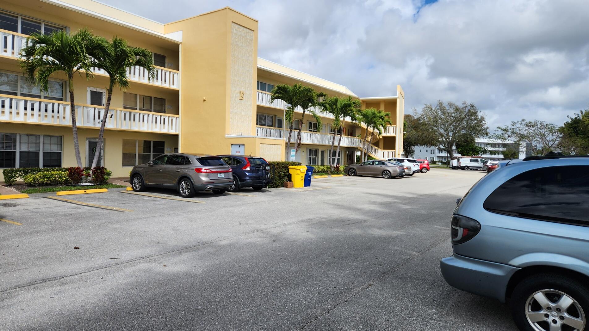 WELLINGTON CONDOS - Residential