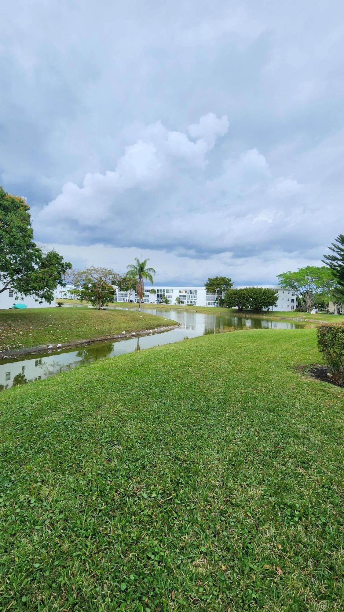 WELLINGTON CONDOS - Residential